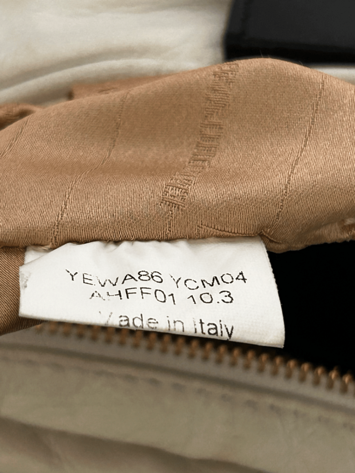 Bolso de mano de piel de Emporio Armani - photo 5