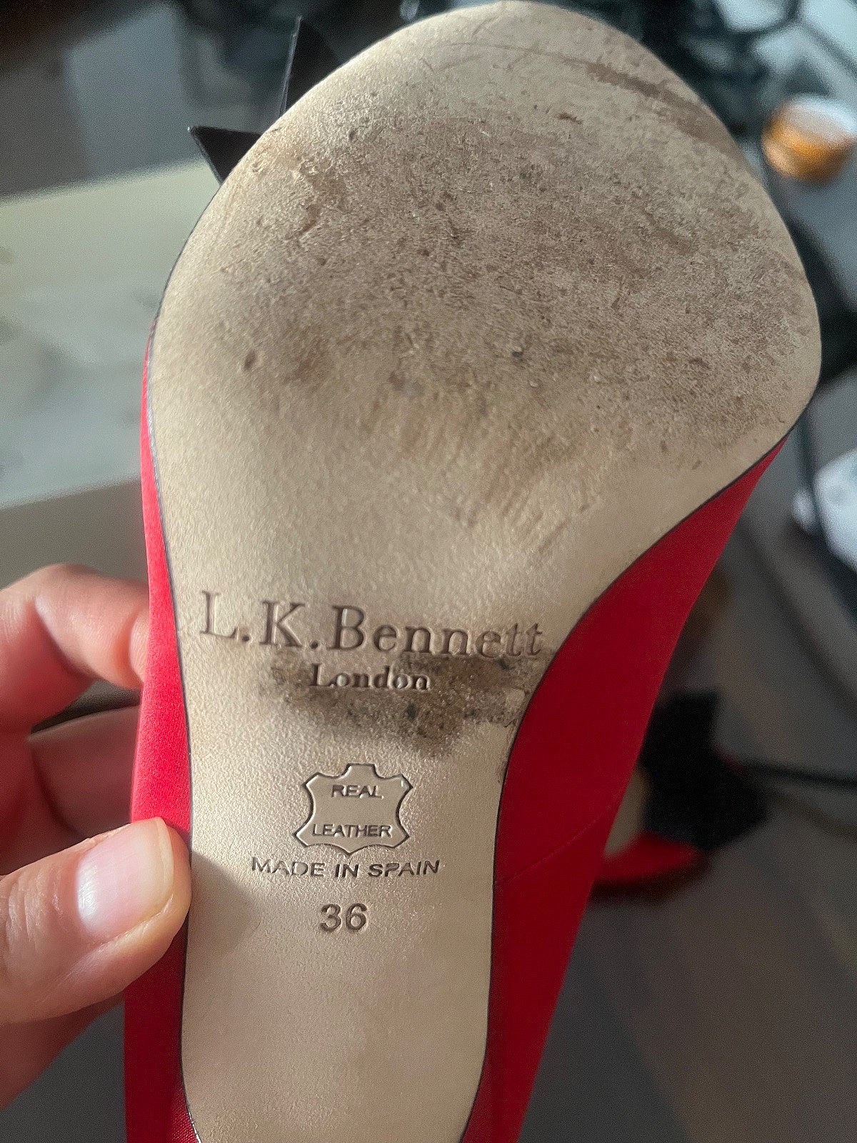 Zapatos de tacón con lazo de L.K. Bennett en rojo - photo 4