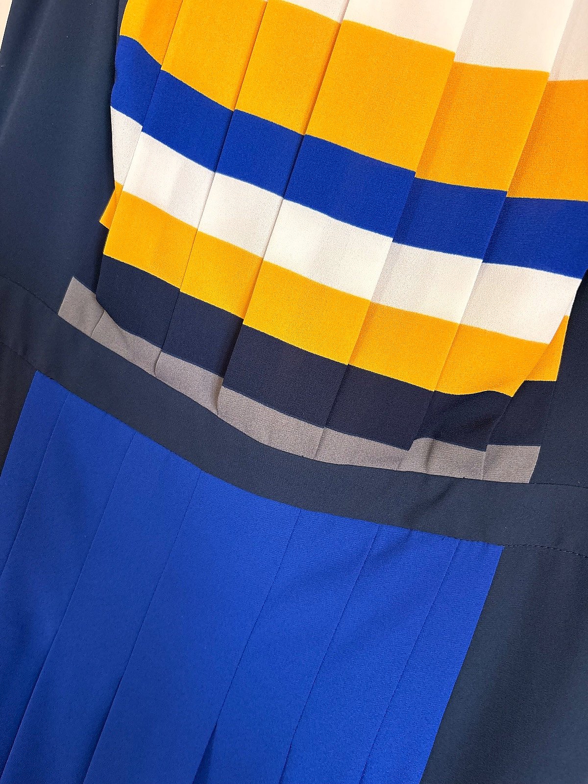 Tommy Hilfiger striped pleated dress - photo 3