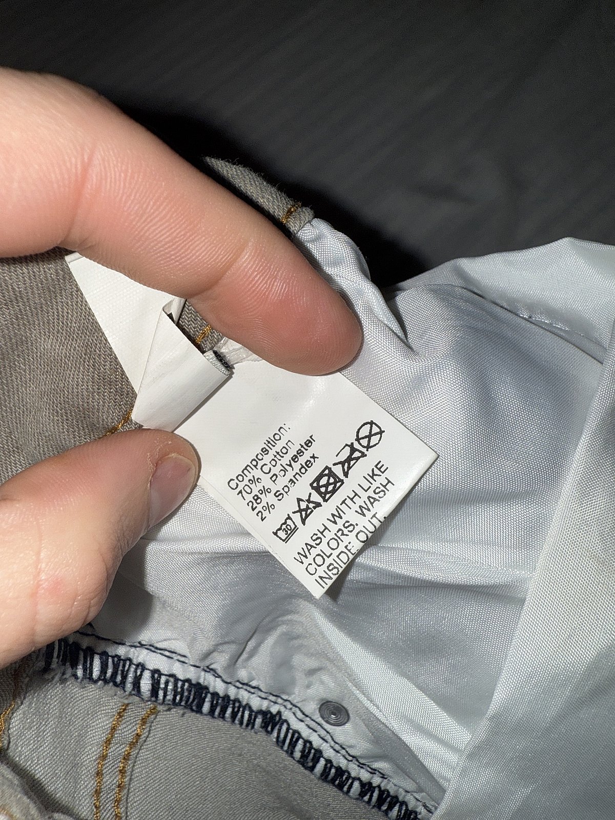 Pantaloncini corti in denim effetto consumato - photo 3