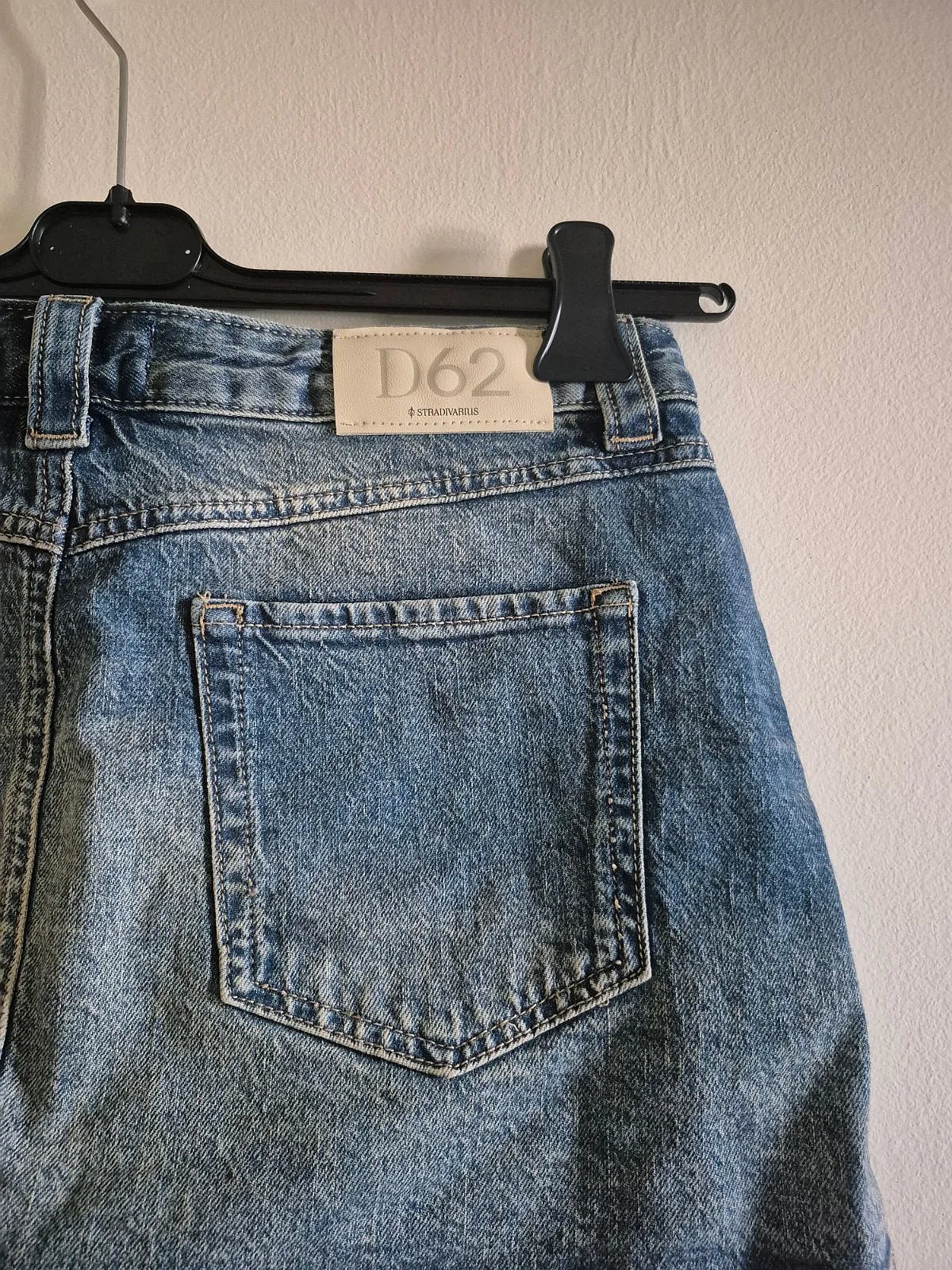 Minigonna in denim Stradivarius con pantaloncini interni - photo 3