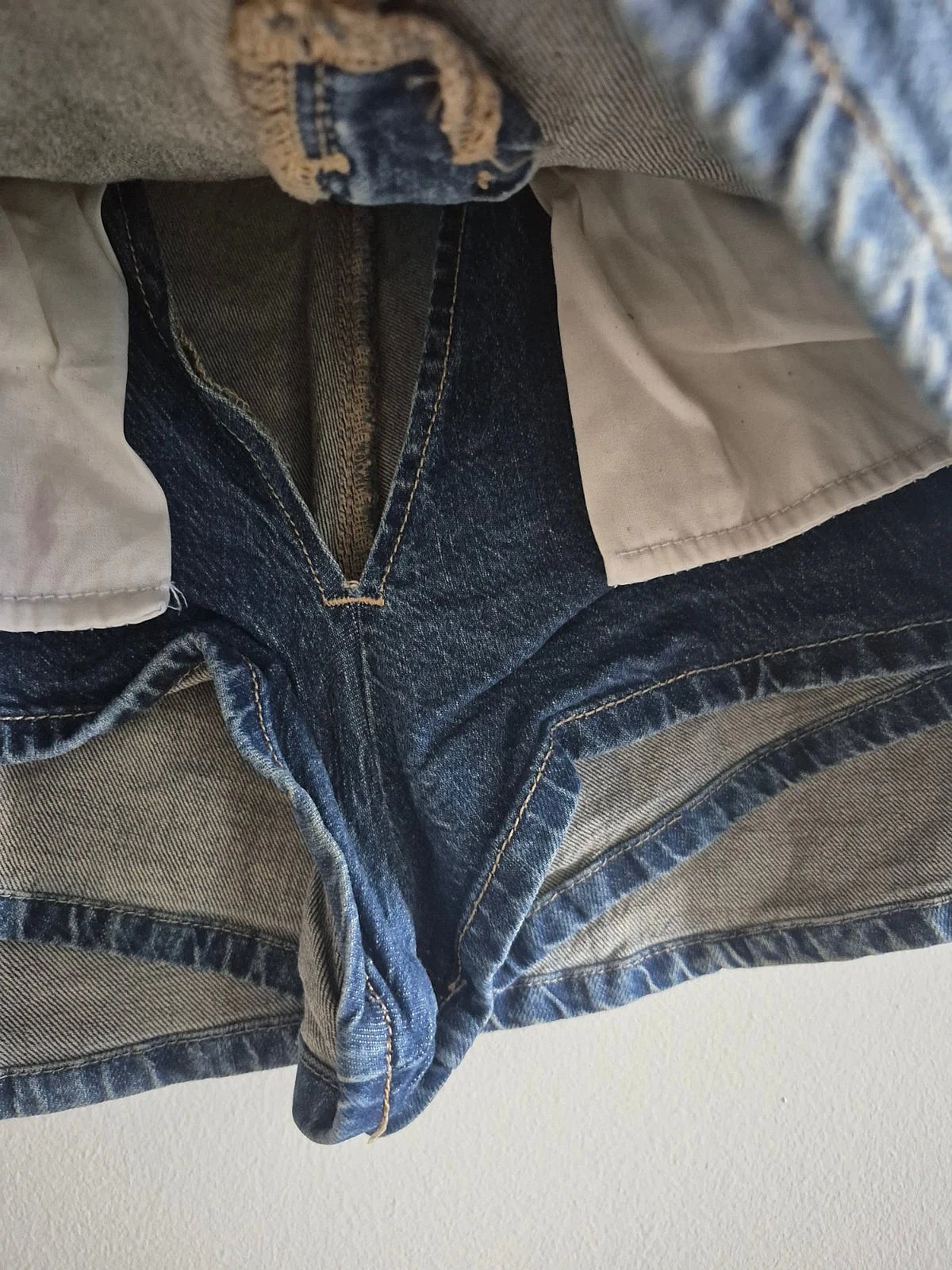 Minigonna in denim Stradivarius con pantaloncini interni - photo 2