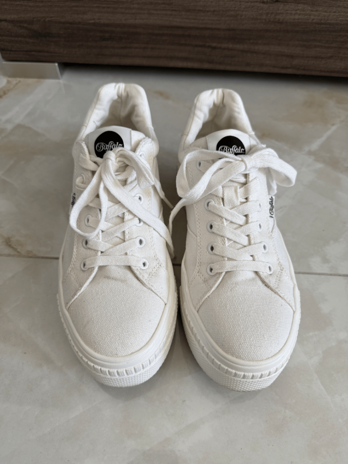Sneakers vegane con suola in gomma e tomaia in tela Buffalo - photo 4