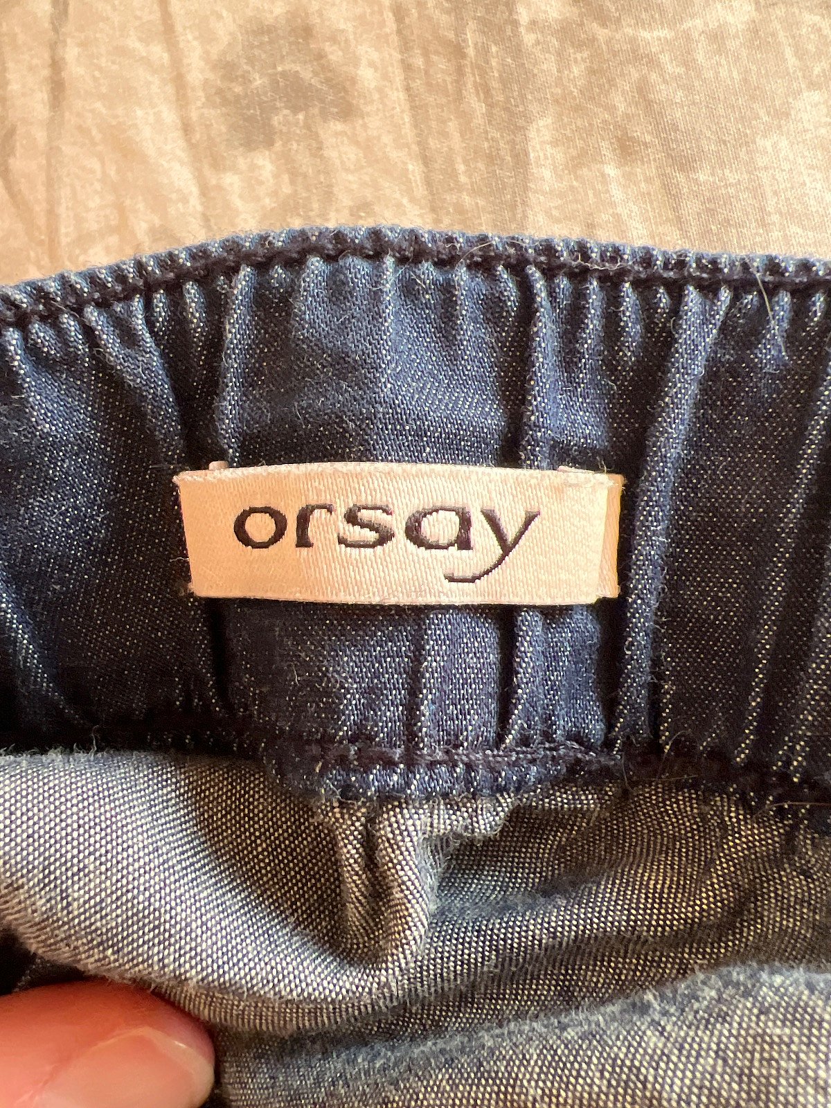 Dbielet tad-denim Orsay b'rabta fil-qadd - photo 5