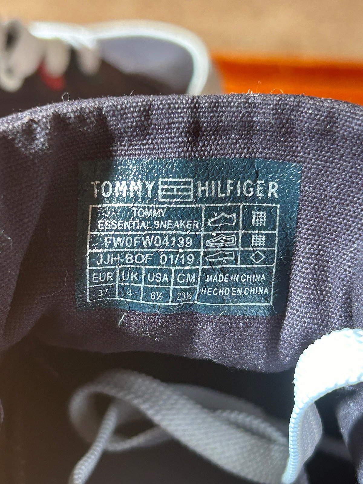 Sneakers tal-Kanvas Tommy Hilfiger - photo 4