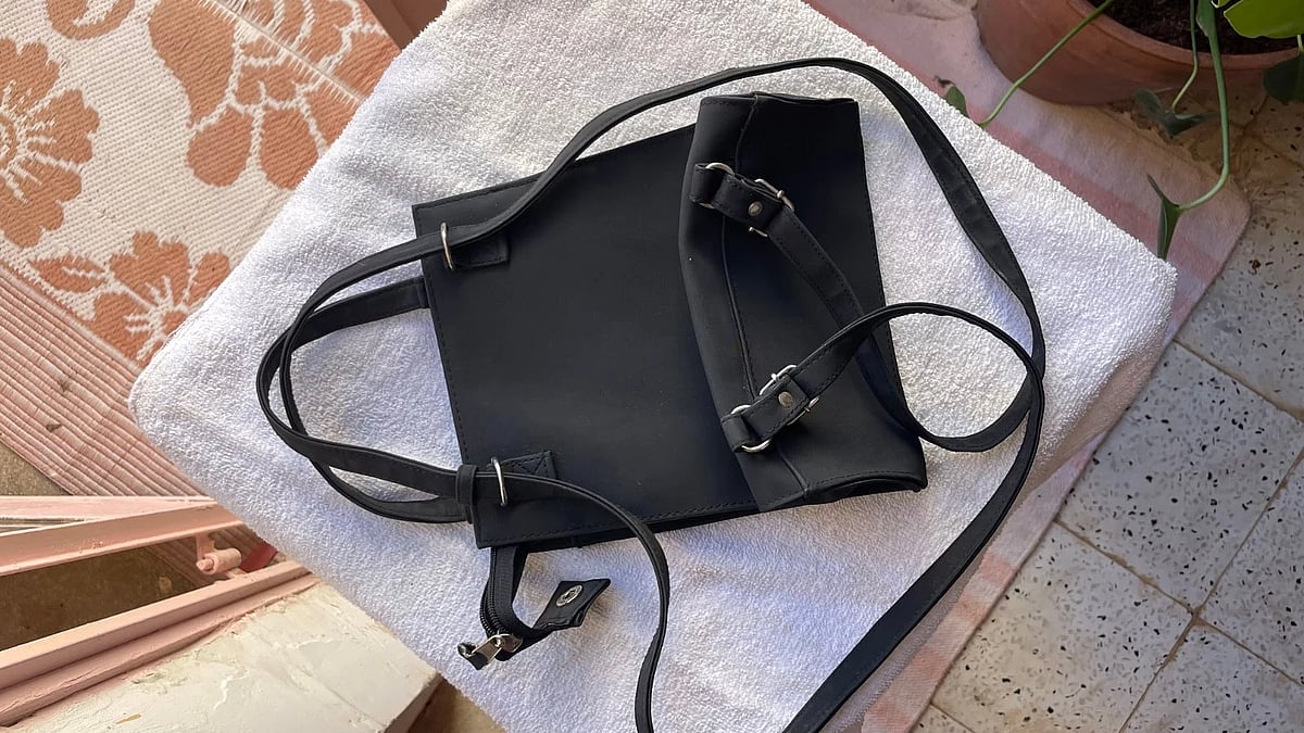 Mochila/bolso negro ajustable - photo 5