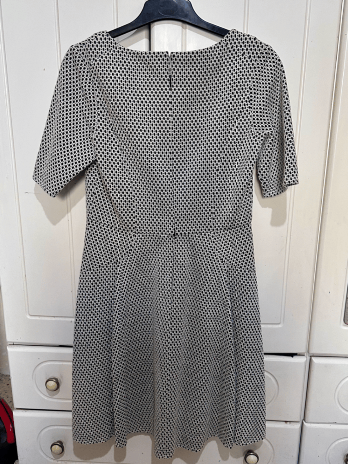 Vestido skater monocromático con textura - photo 3