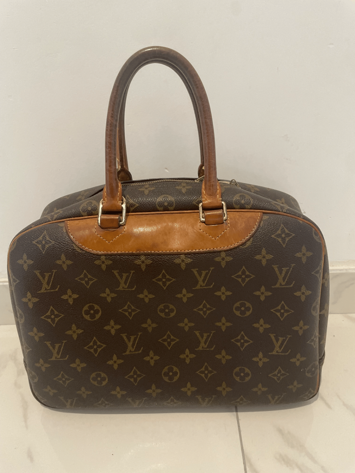 Louis Vuitton Monogram Deauville Bag - photo 2
