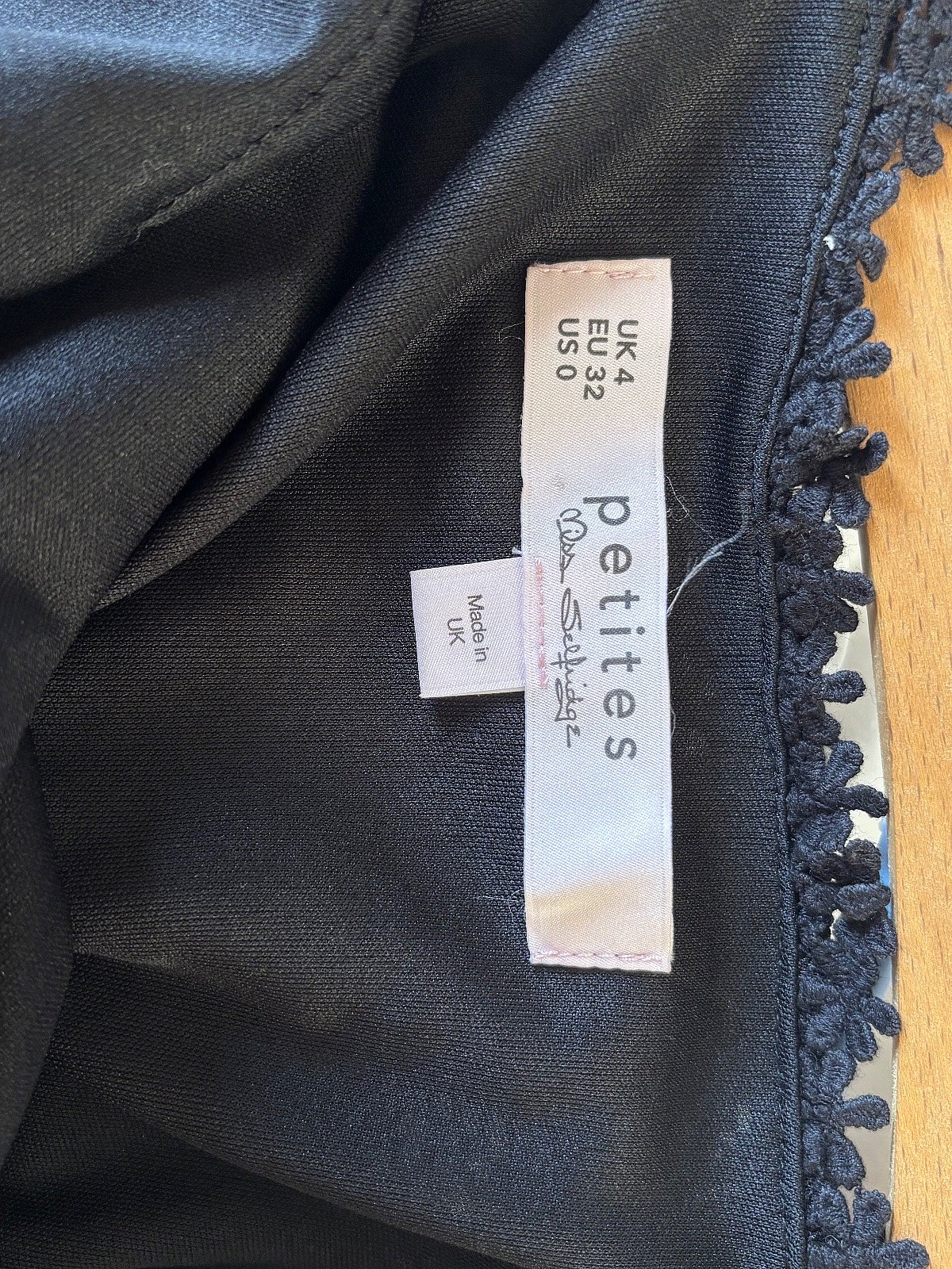 Abito mini corto in pizzo nero - photo 3