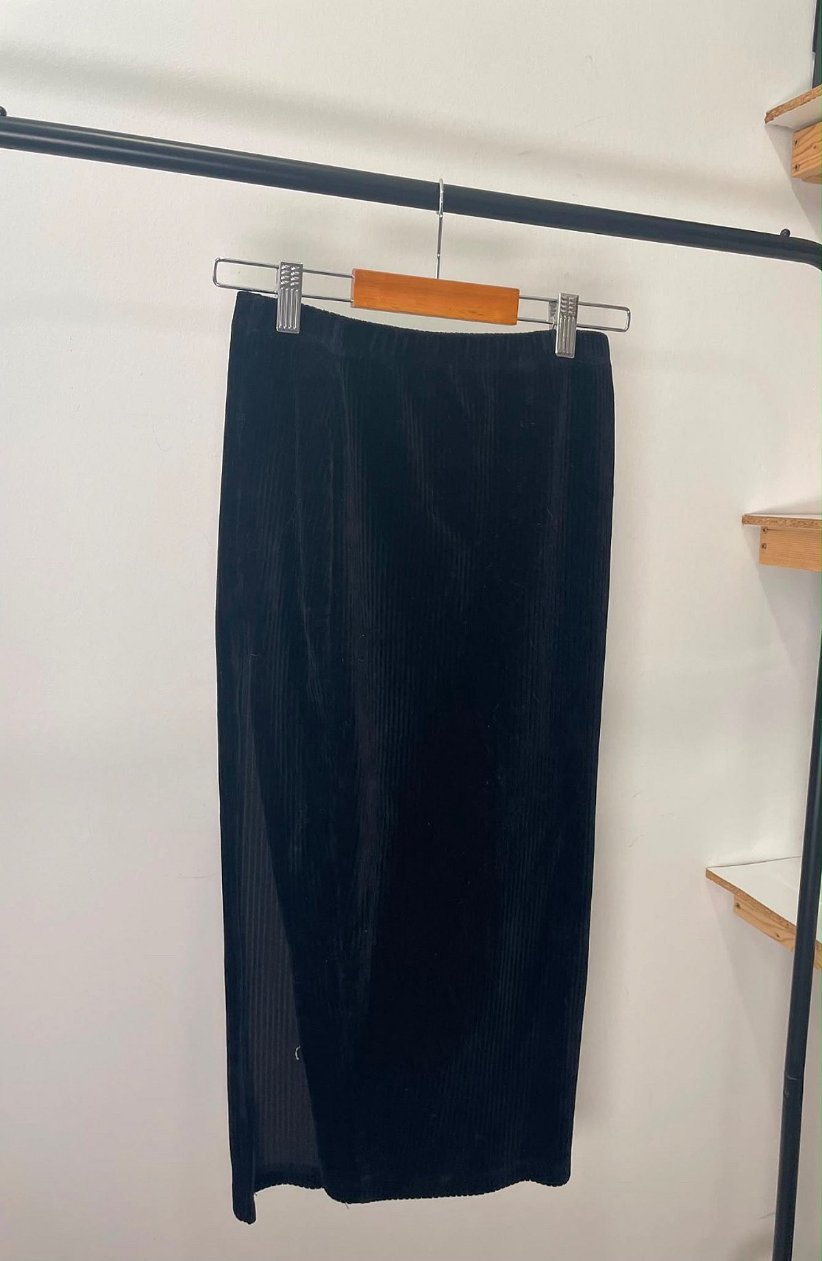 Black Corduroy Midi Skirt - photo 2