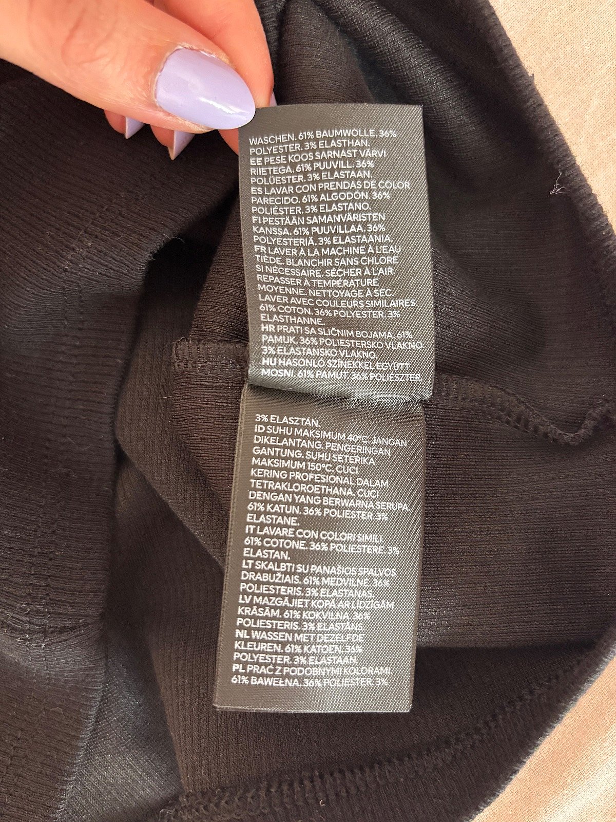Canotta nera a costine con scollo quadrato di H&M - photo 2