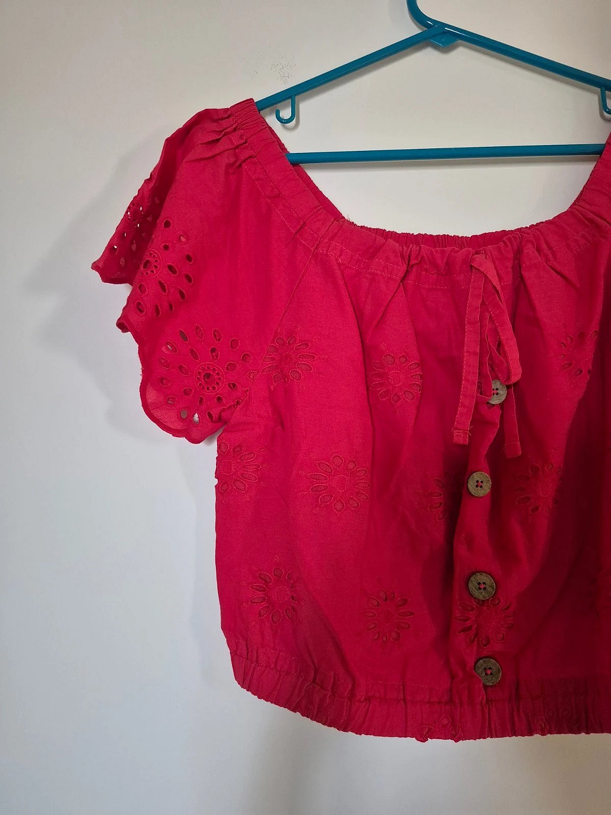 Top corto rojo con bordado inglés - photo 2