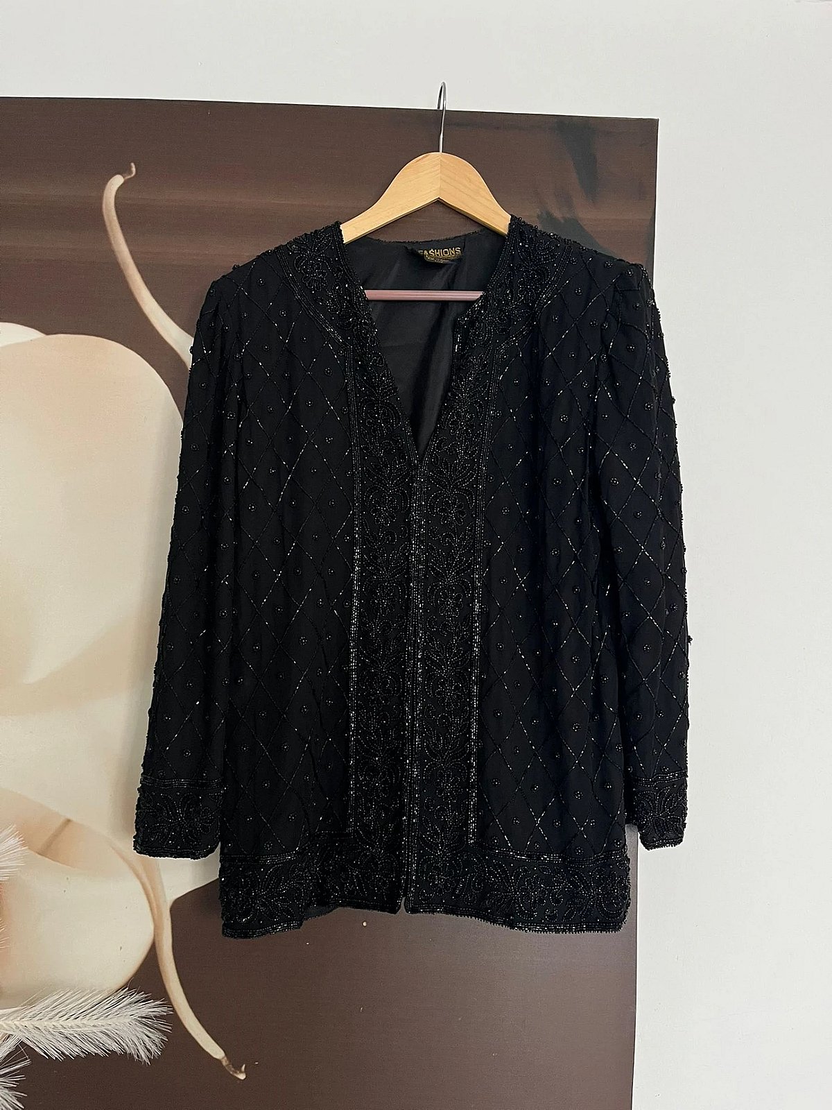 Chaqueta de noche de seda con cuentas negras - photo 8