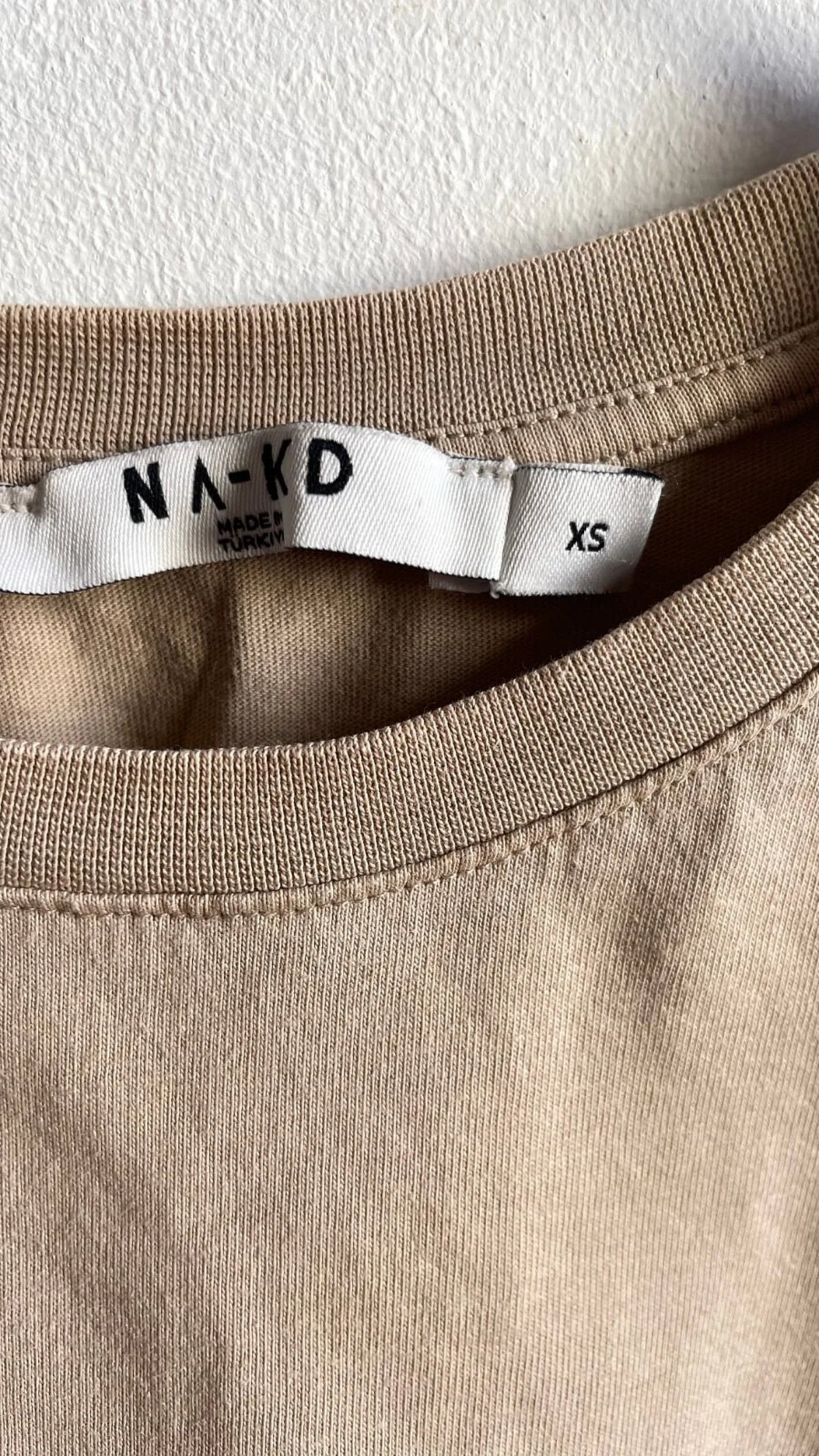Maglietta NA-KD beige a girocollo - photo 4