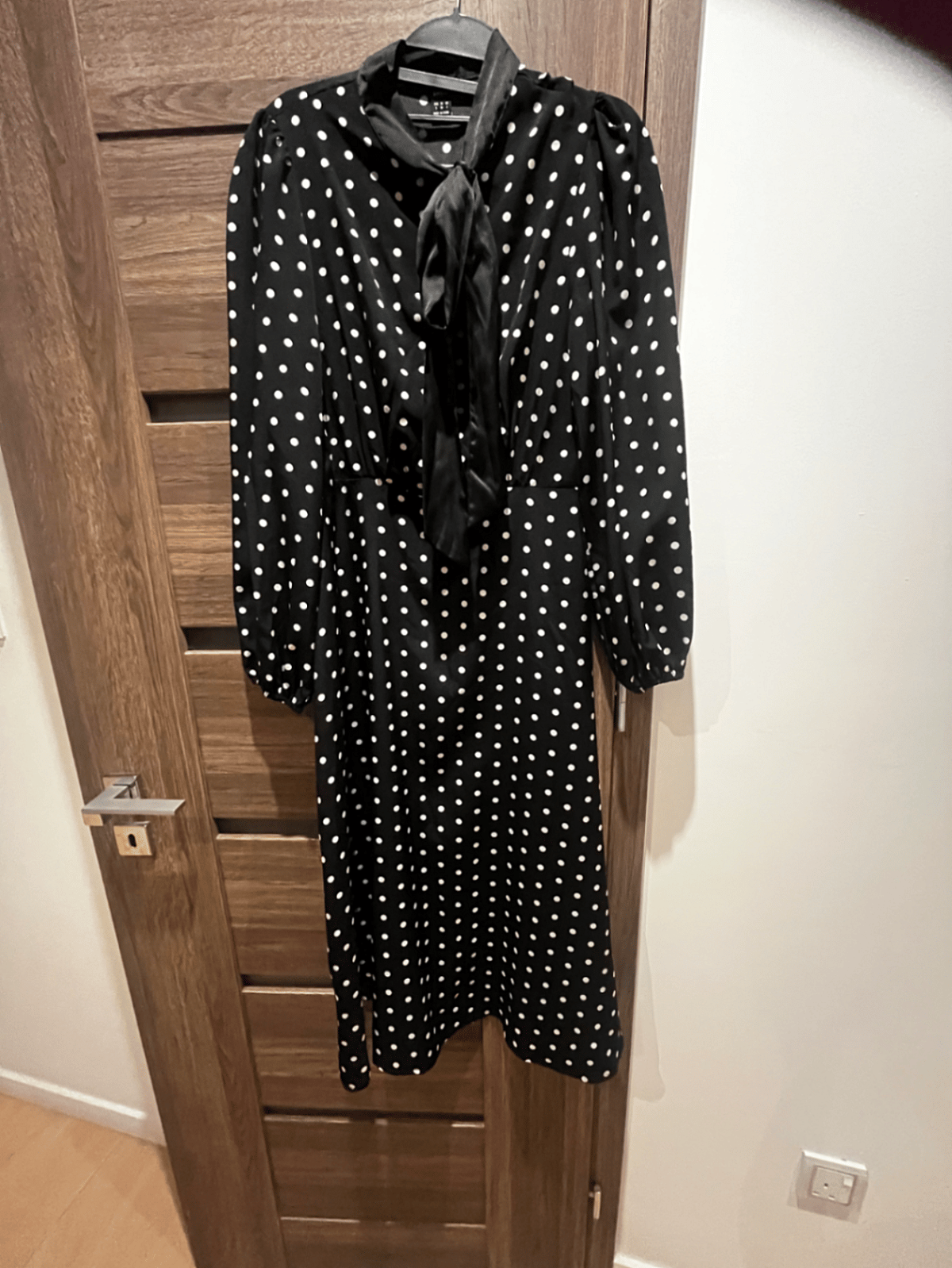 Ilbies A-Line b'Għonq Irbit u Polka Dot Franċiż - photo 2