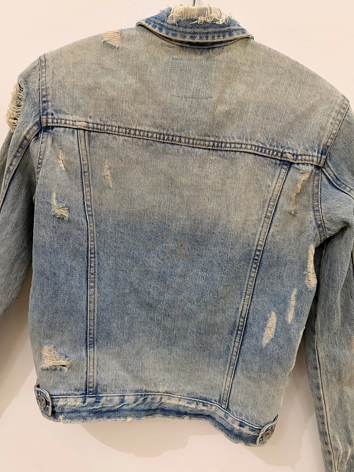 Ġakketta tad-Denim - Zara - photo 4