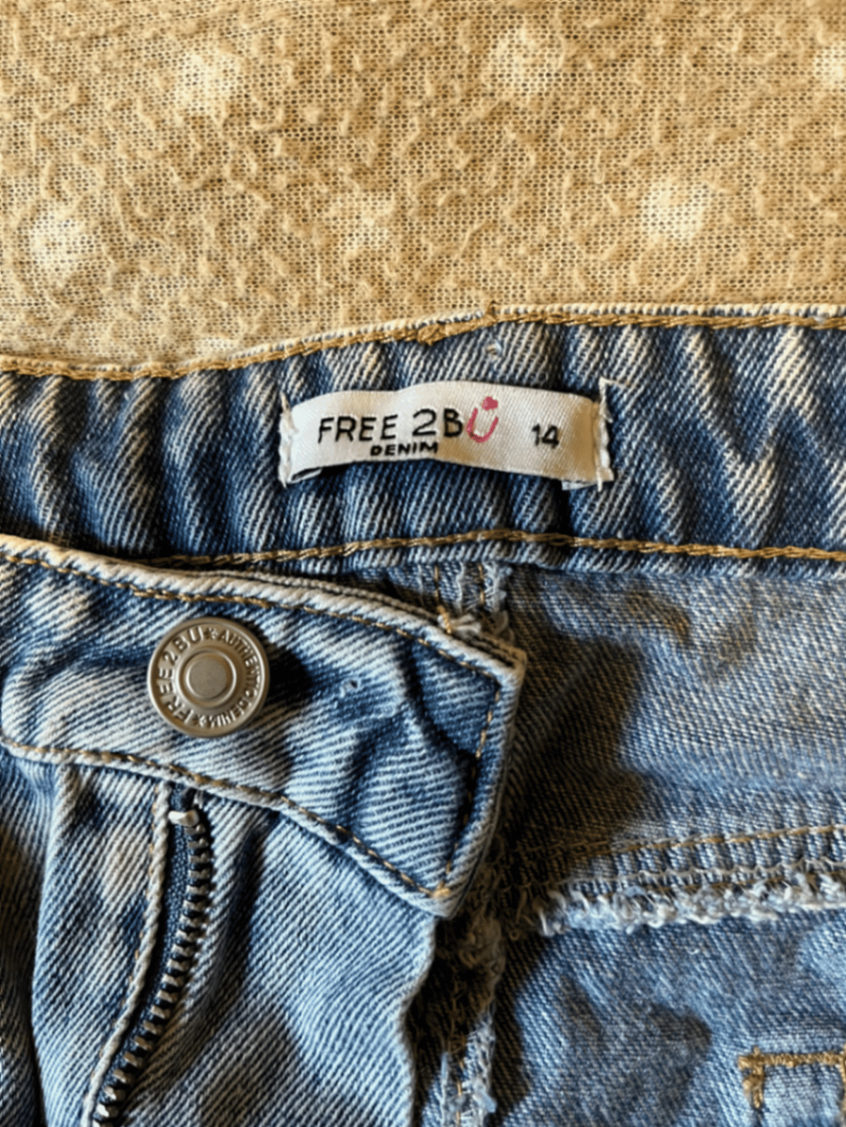 Minigonna in denim effetto usurato - photo 2