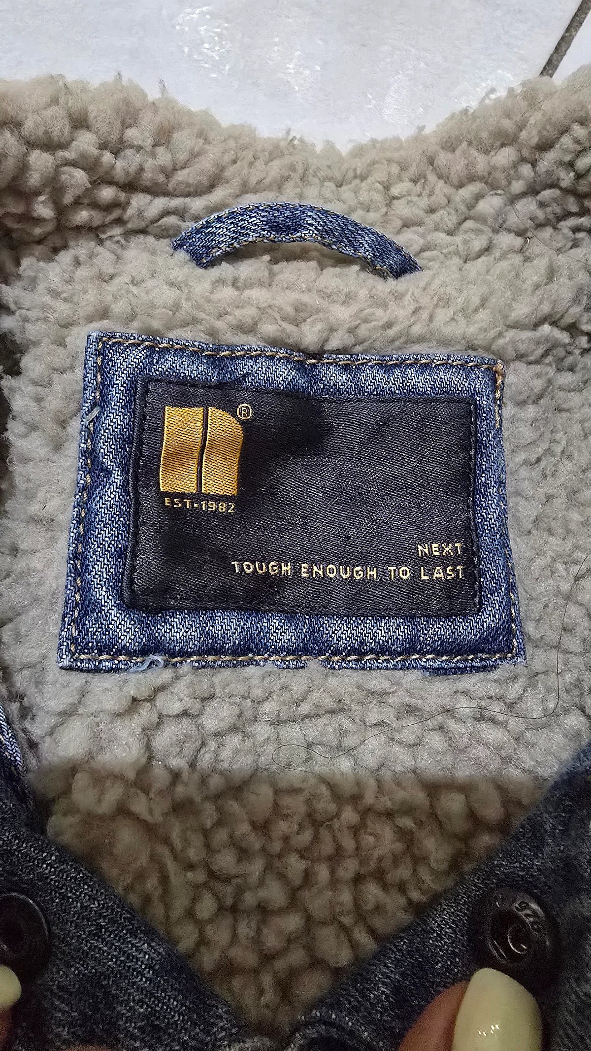 Ġakketta tad-Denim miksija b'Sherpa li jmiss - photo 3