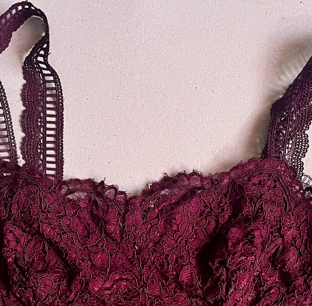 Burgundy lace crop top  - photo 2
