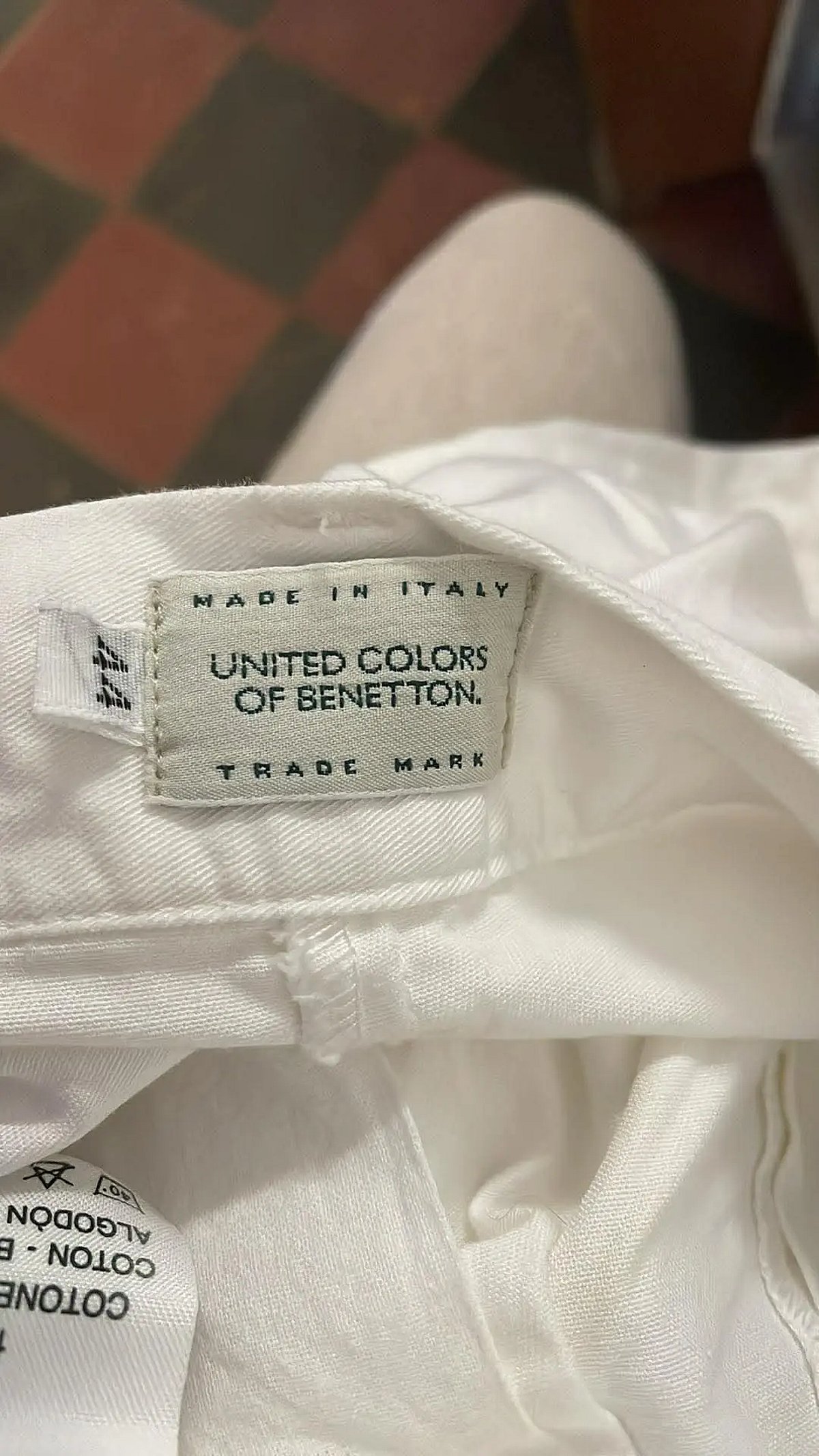 Xorts bil-Pleats ta' United Colors of Benetton - photo 2