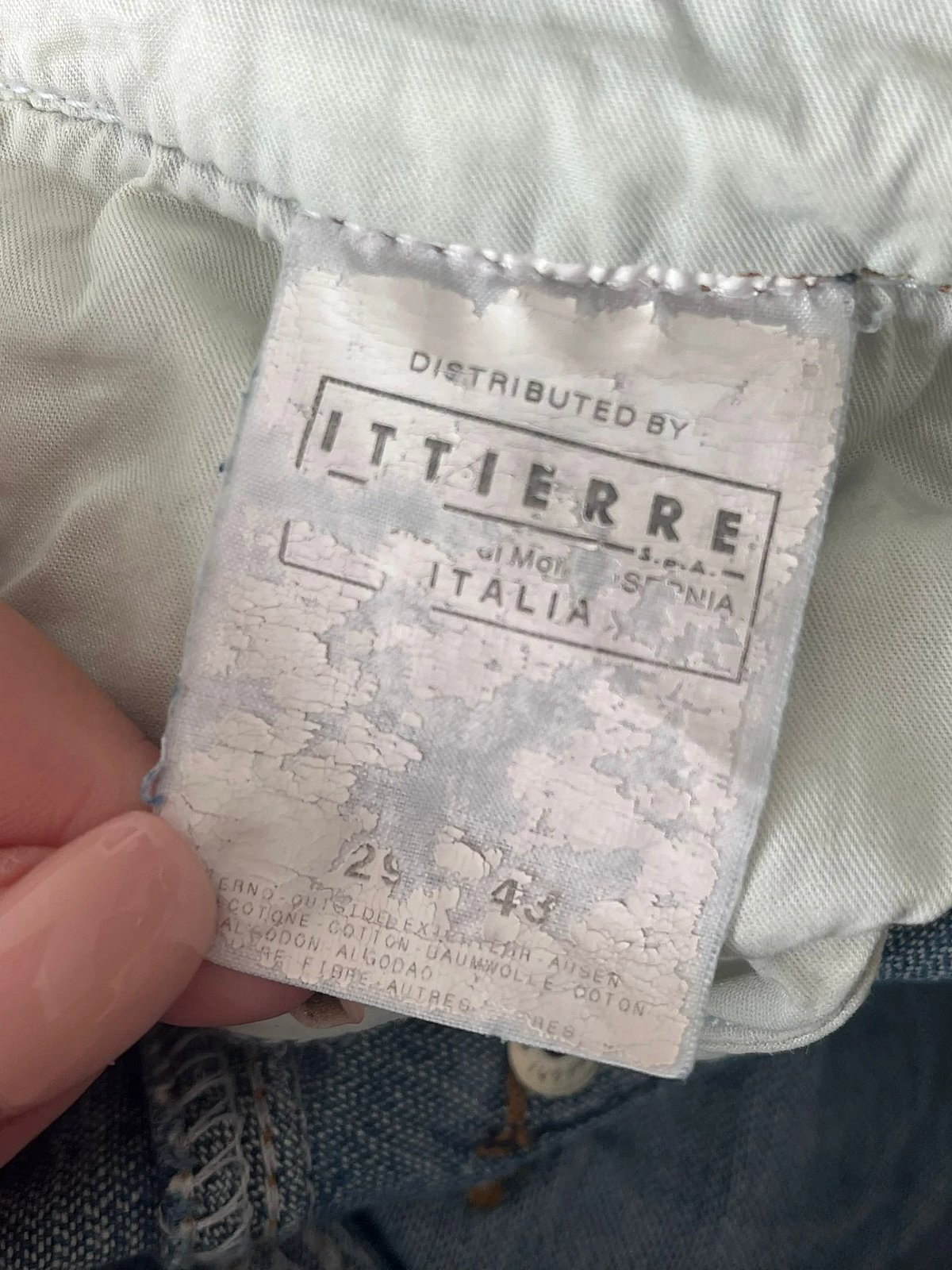 Jeans blu a gamba dritta con effetto consumato di Dolce & Gabbana - photo 2