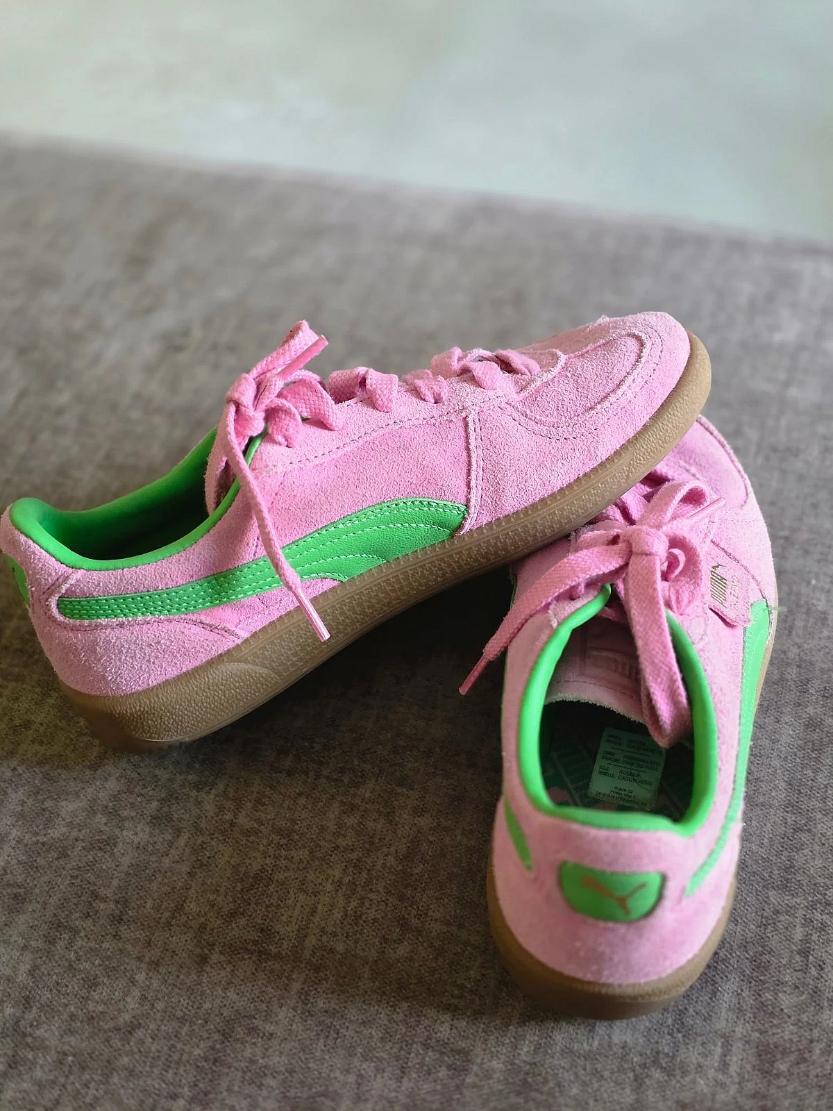Scarpe da ginnastica Puma rosa e verdi - photo 2