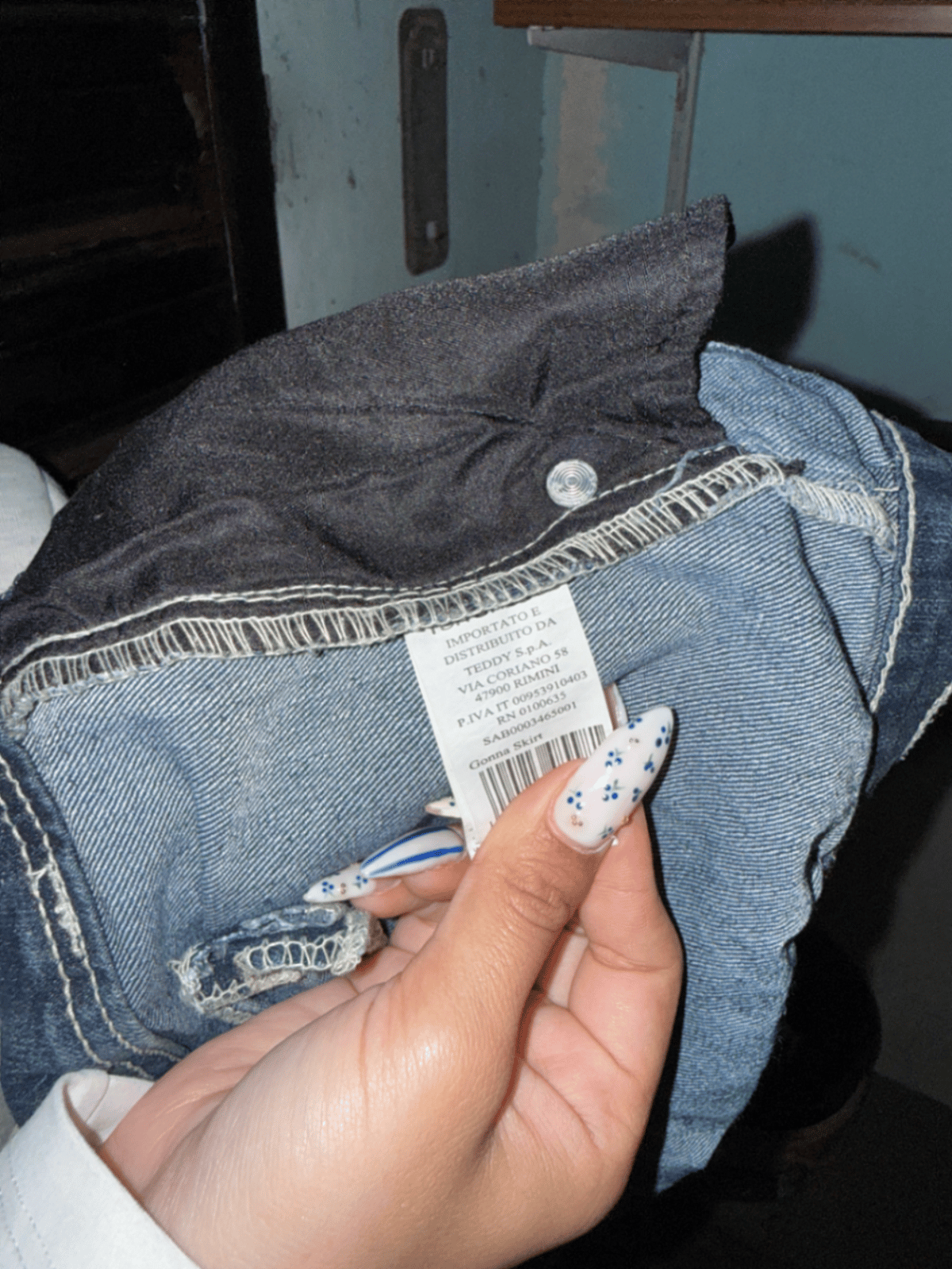 Minigonna in denim con bottoni sul davanti - photo 3