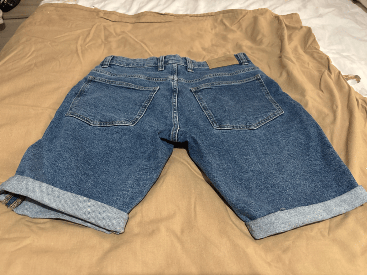 Pantaloncini di jeans arrotolabili - photo 2