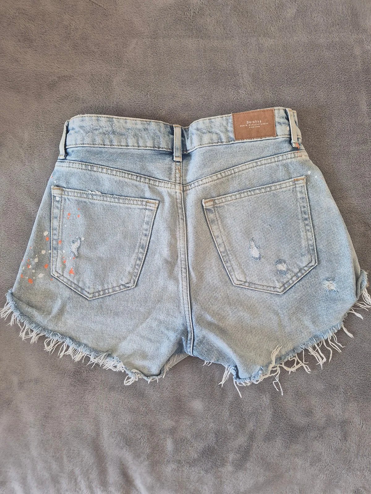 Pantalones cortos vaqueros de cintura alta de Bershka - photo 2