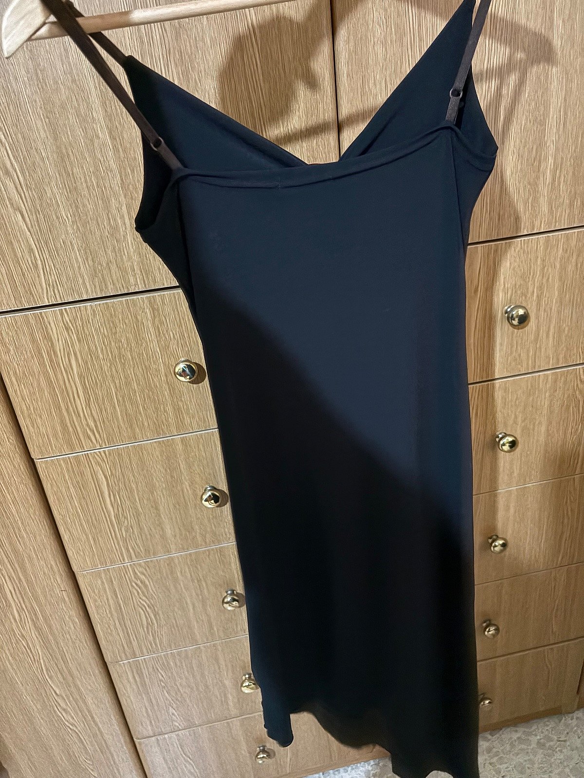 Simple black camisole midi dress - photo 2