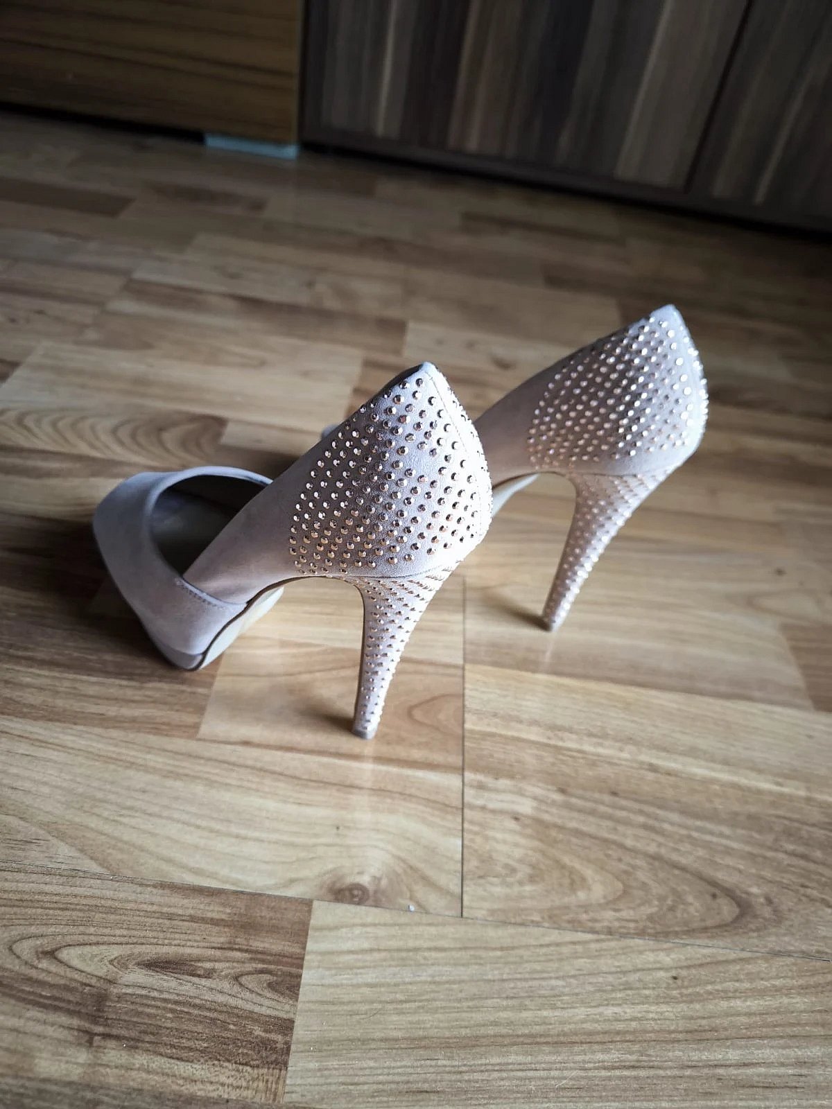 Żraben Aldo bil-Pjattaforma tal-Suede - photo 3