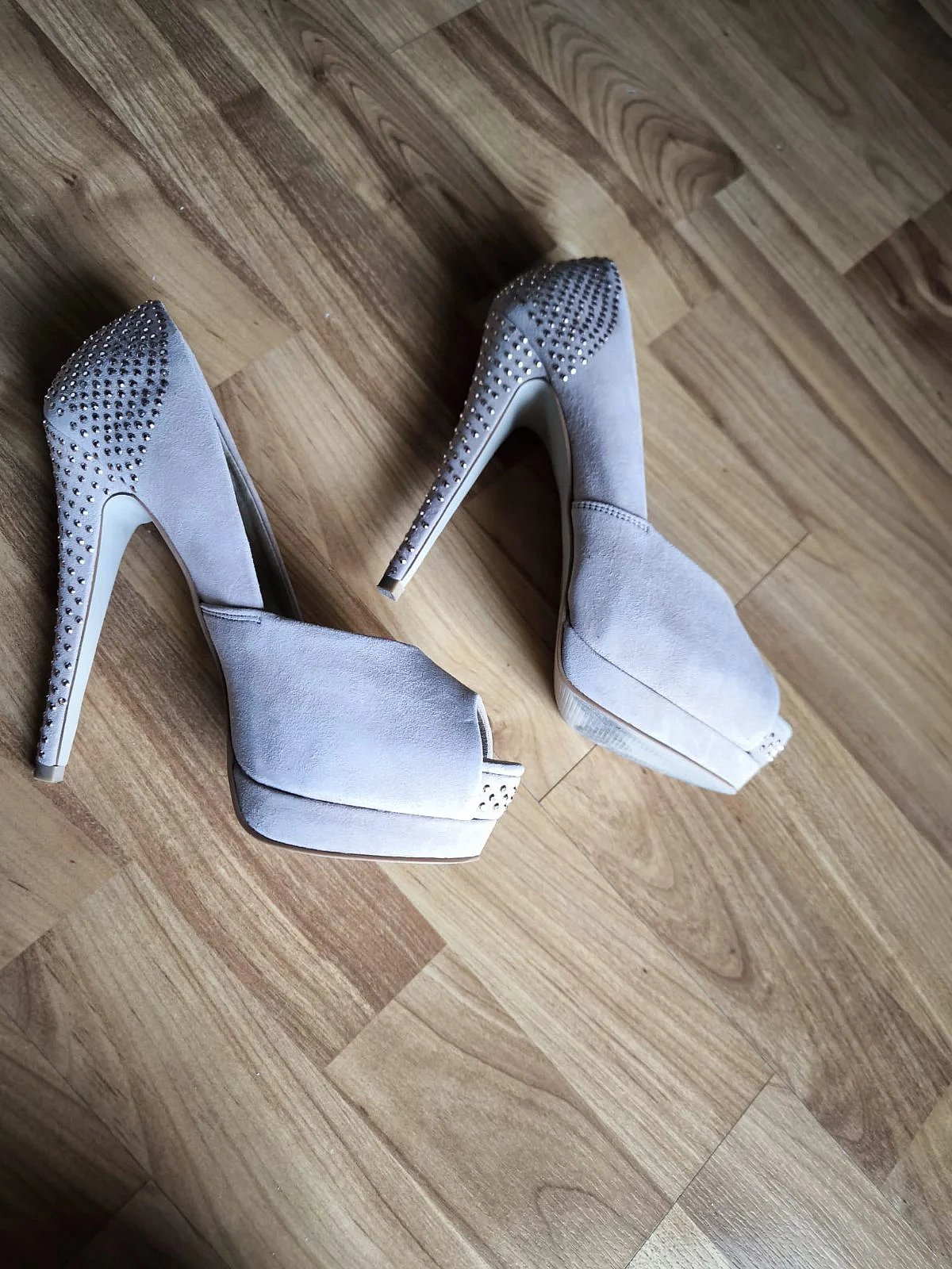 Żraben Aldo bil-Pjattaforma tal-Suede - photo 2