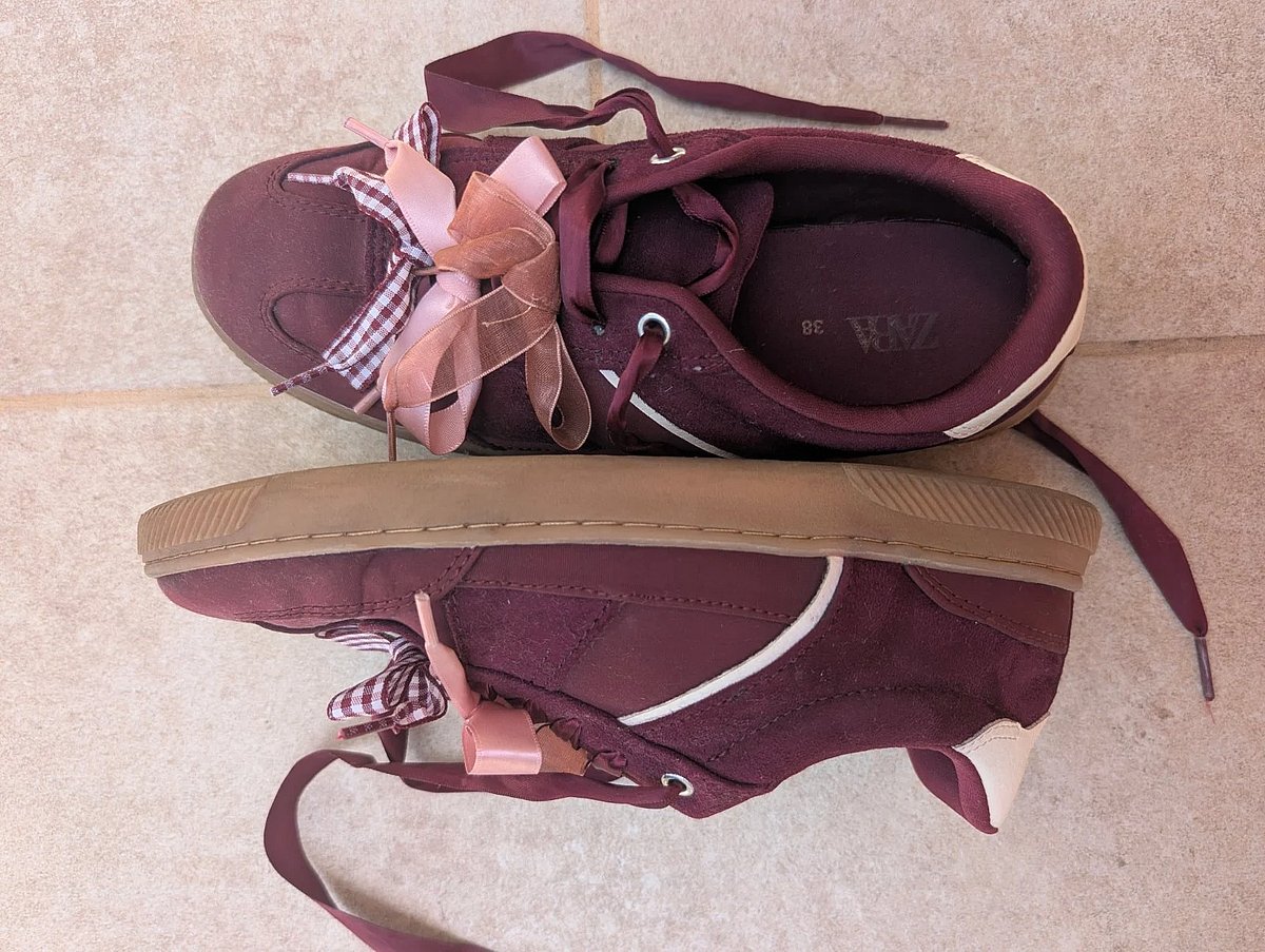 Scarpe da ginnastica Zara con lacci e nastro color bordeaux, taglia EU38 - photo 3