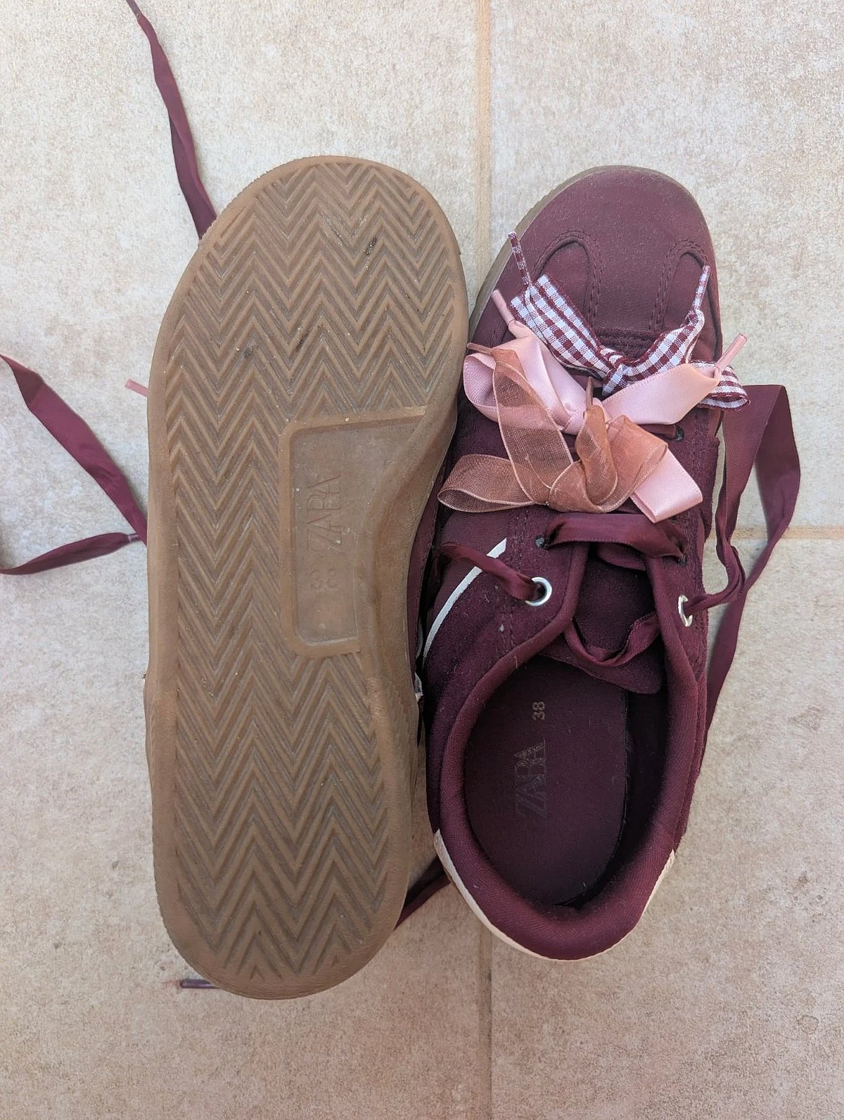 Scarpe da ginnastica Zara con lacci e nastro color bordeaux, taglia EU38 - photo 4