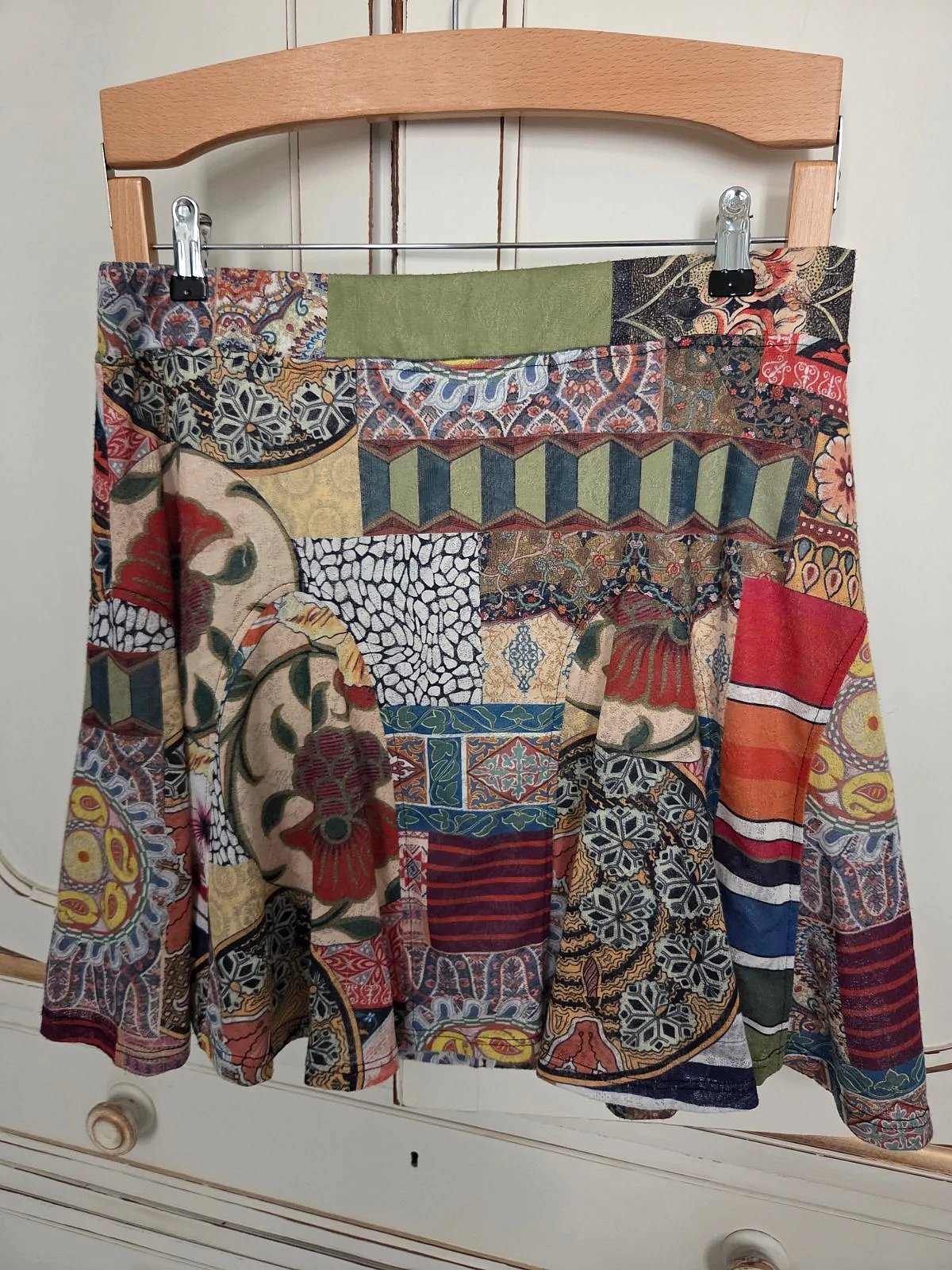 Pakkett ta' top u żewġ dbielet b'disinji ikkuluriti Desigual - photo 3
