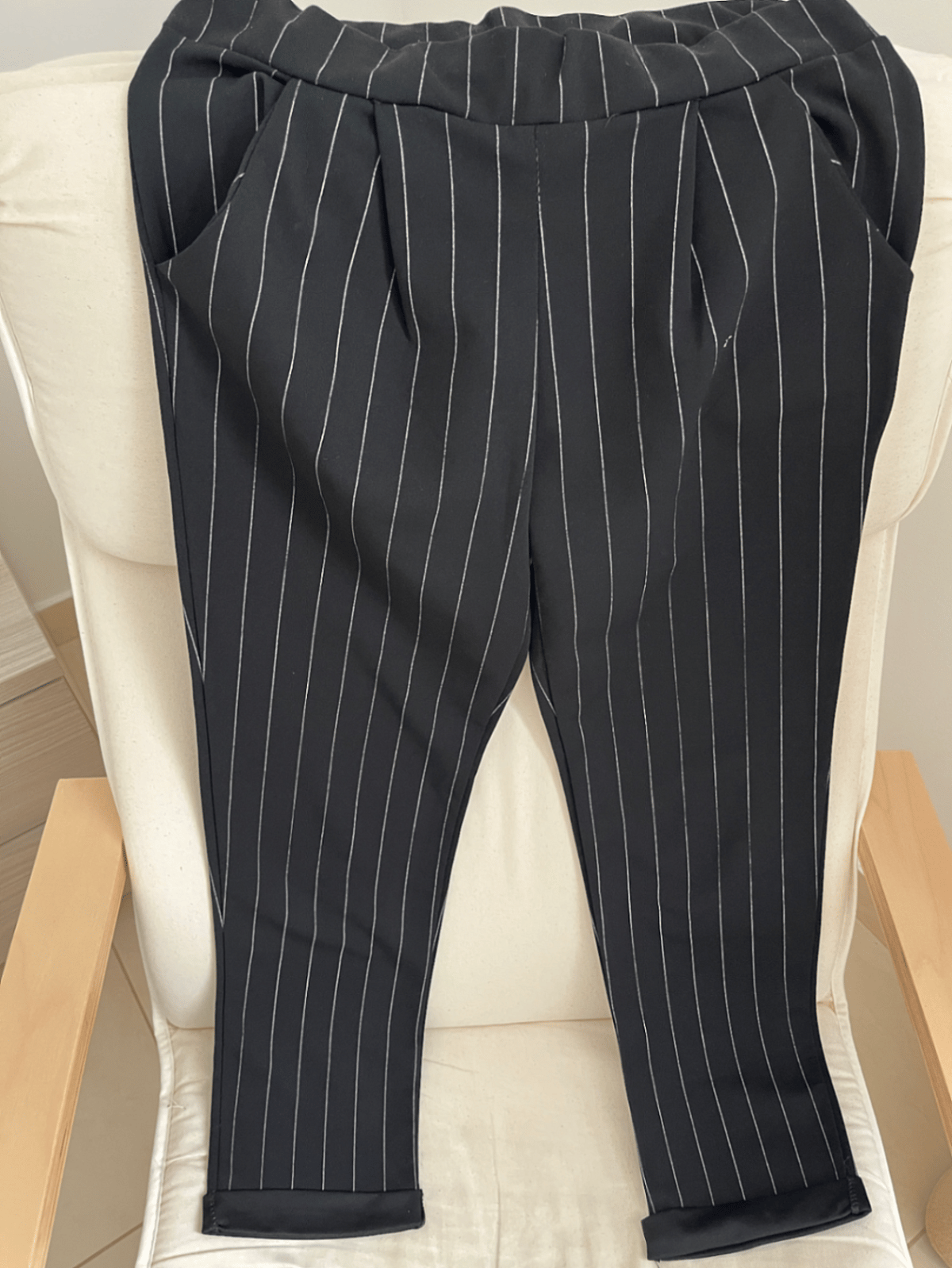 Conjunto a juego de chaqueta y pantalón a rayas diplomáticas - photo 3