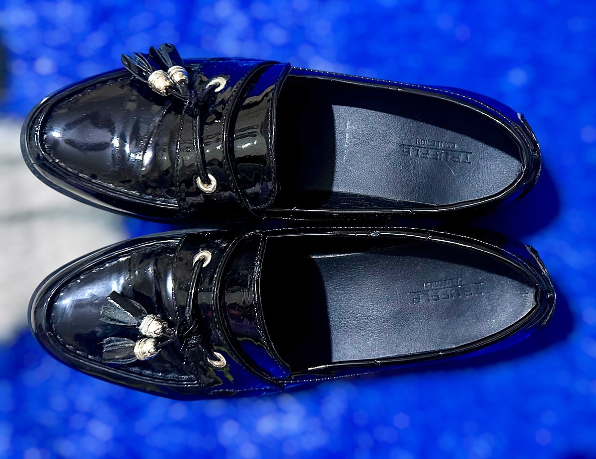 Mocasines negros de charol con borlas de Asos - photo 3