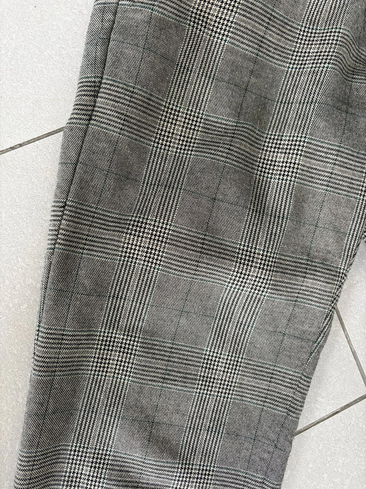 Qalziet bil-Kontrolli ta' Thomas Burberry - photo 7