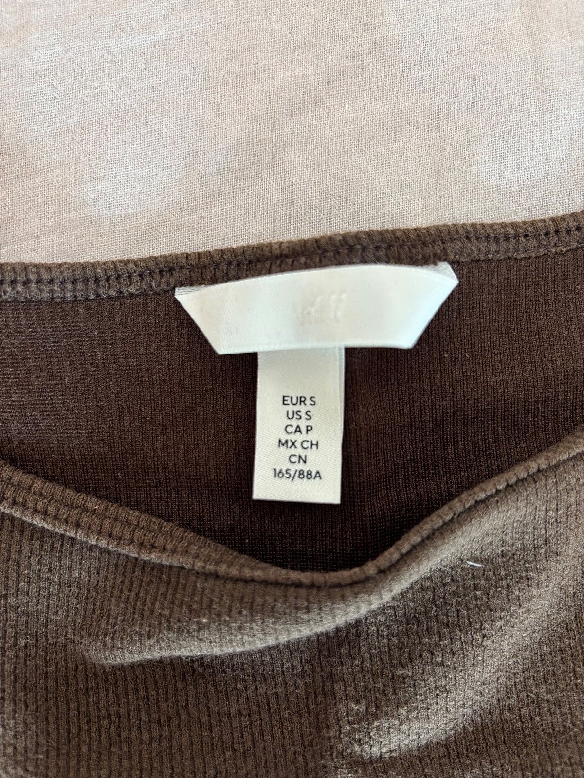 Canotta corta a coste marrone di H&M - photo 3