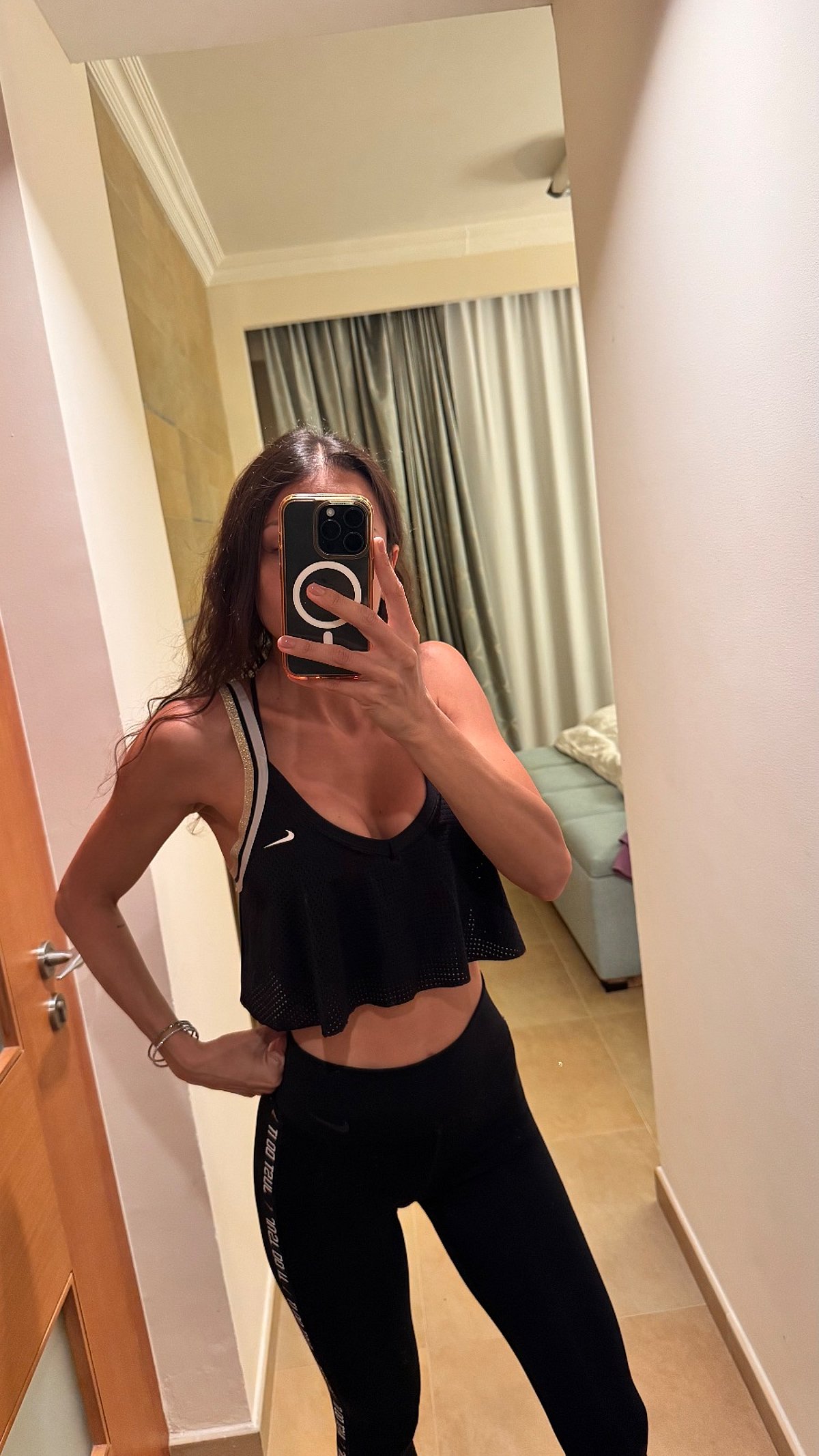 Set sportivo Nike - Leggings XS e top M - photo 4
