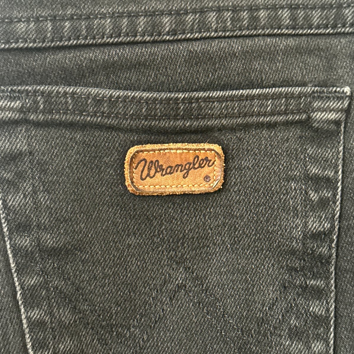 Jeans tad-Denim Iswed Wrangler - photo 3