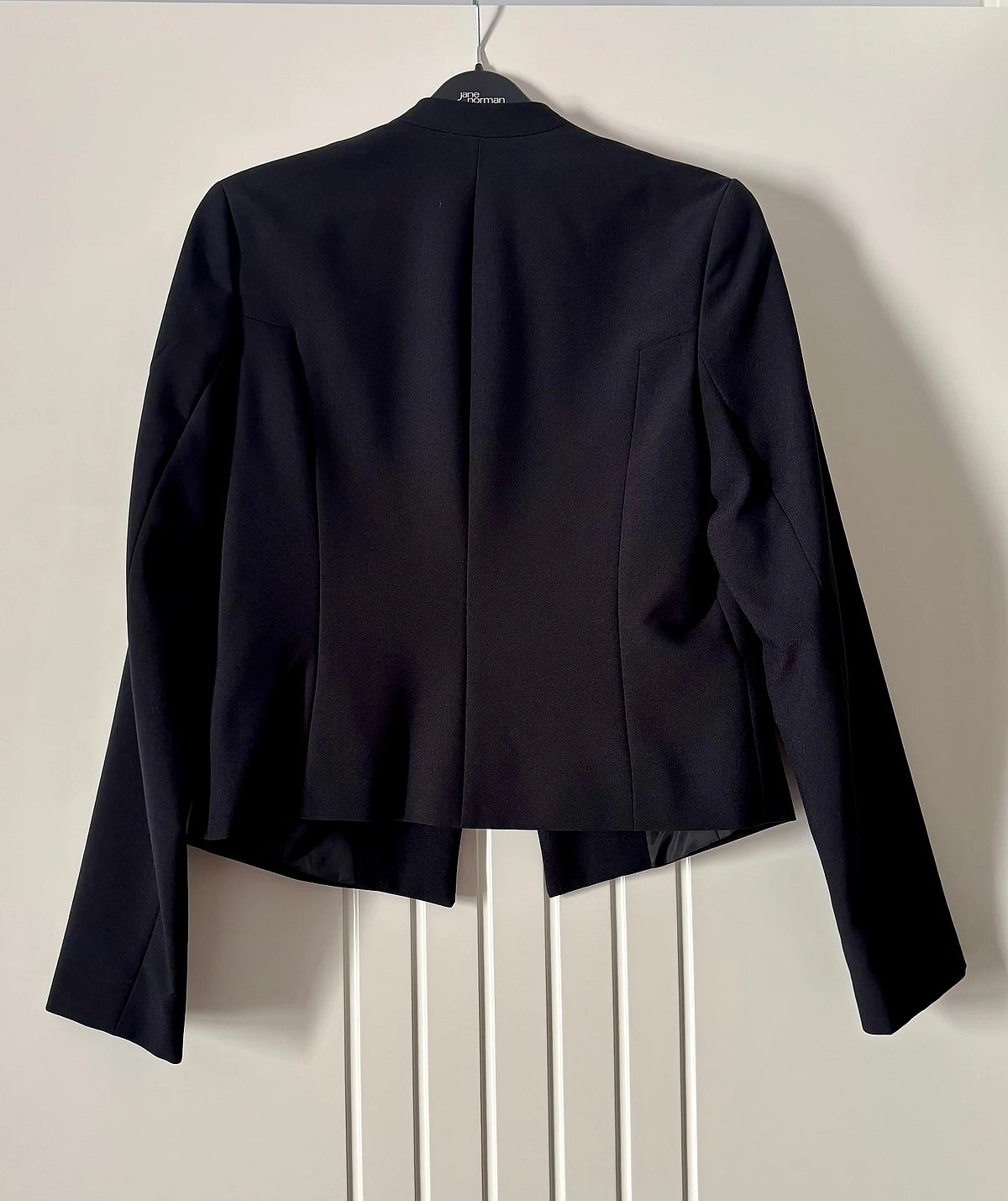 Conjunto de traje negro: chaqueta y pantalón - photo 2
