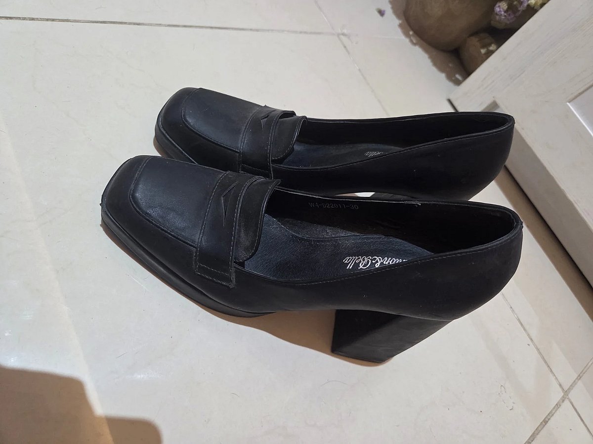 Zapatos de tacón grueso negros - photo 2