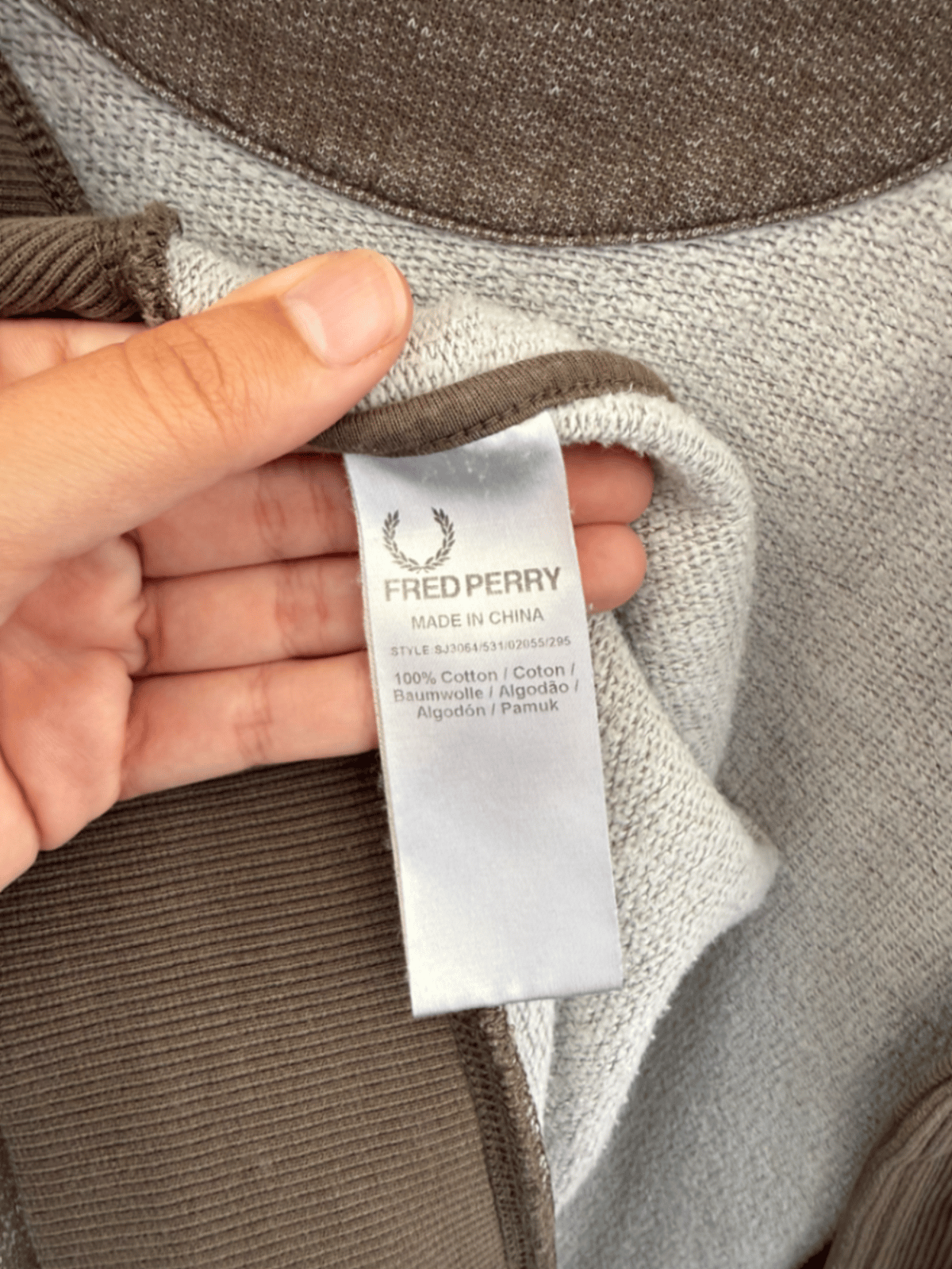 Cárdigan abotonado de Fred Perry - photo 4