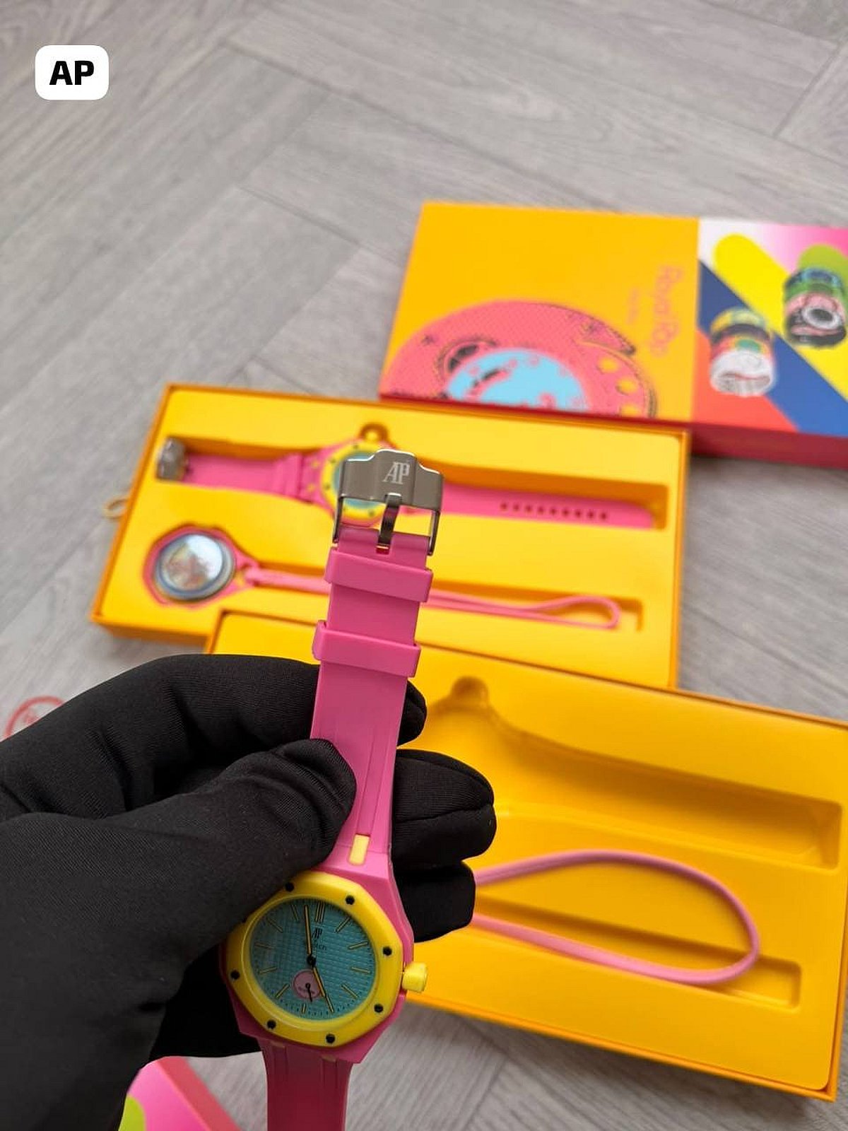 Royal Pop Homage Watch Collection - photo 5