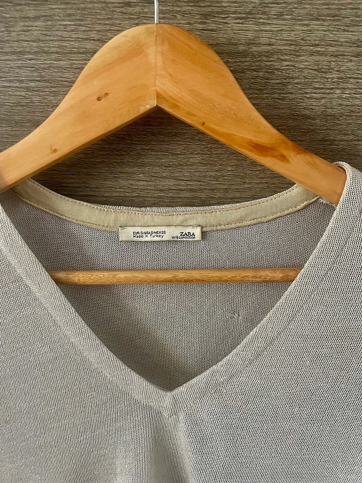Top Zara b'għonq V Batwing - photo 3