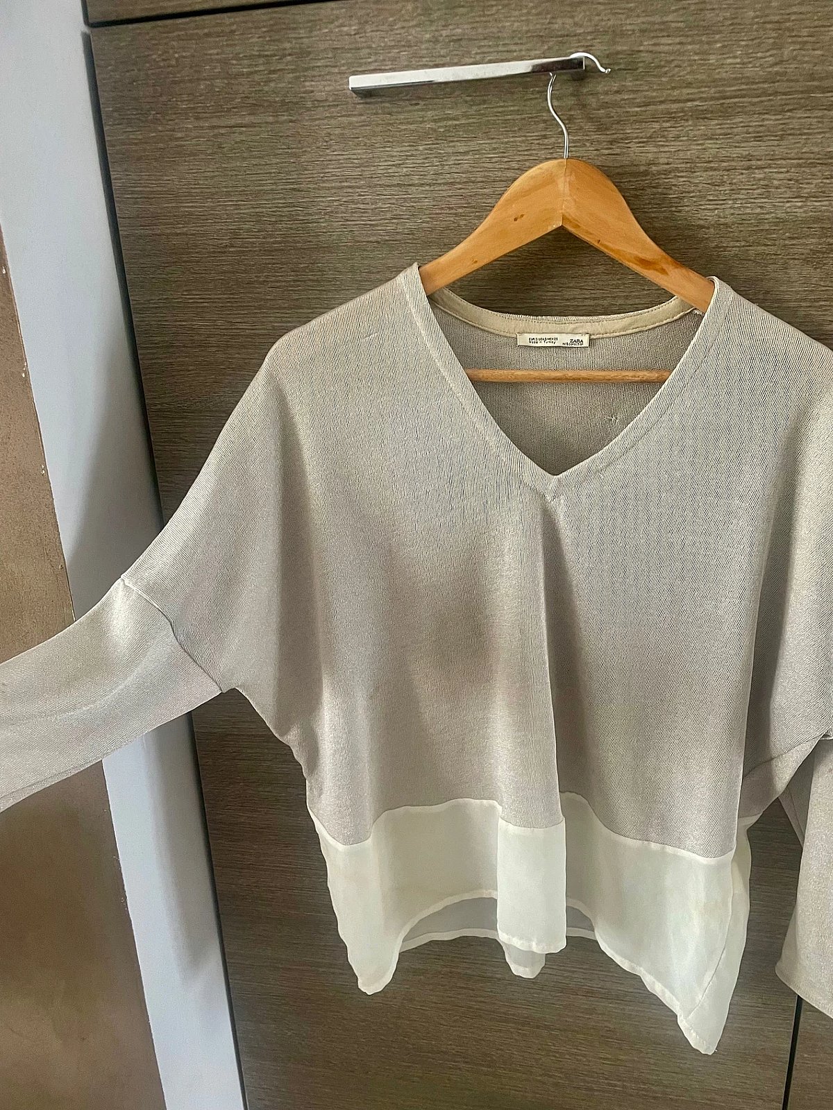 Top Zara b'għonq V Batwing - photo 2