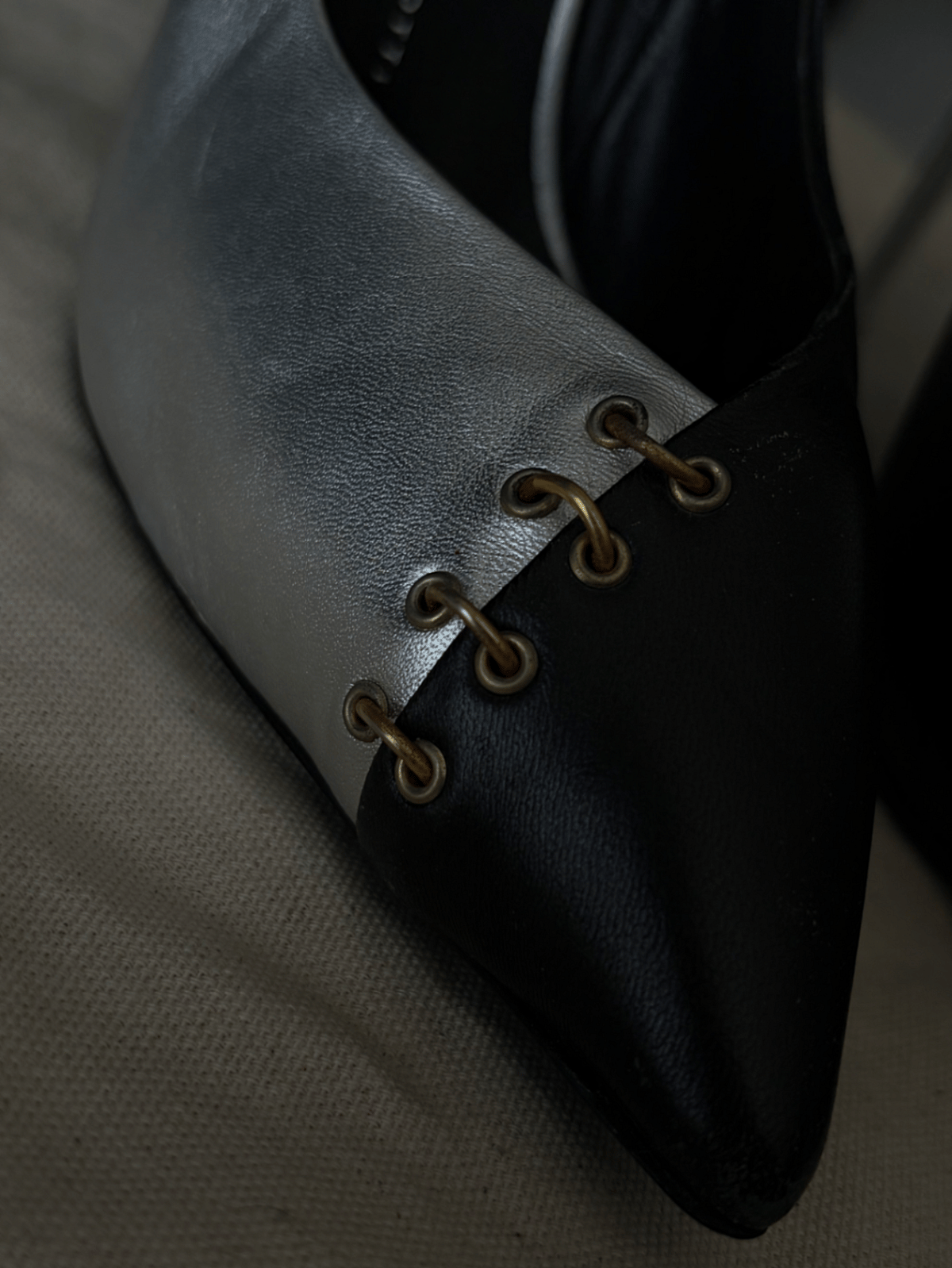 Two-Tone Pointed Toe Stiletto Pumps - photo 4