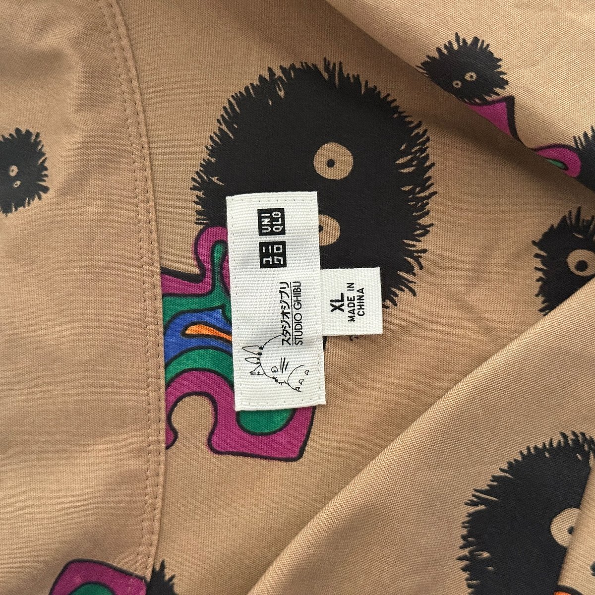 Qmis Uniqlo b'Disinn ta' Studio Ghibli - photo 3