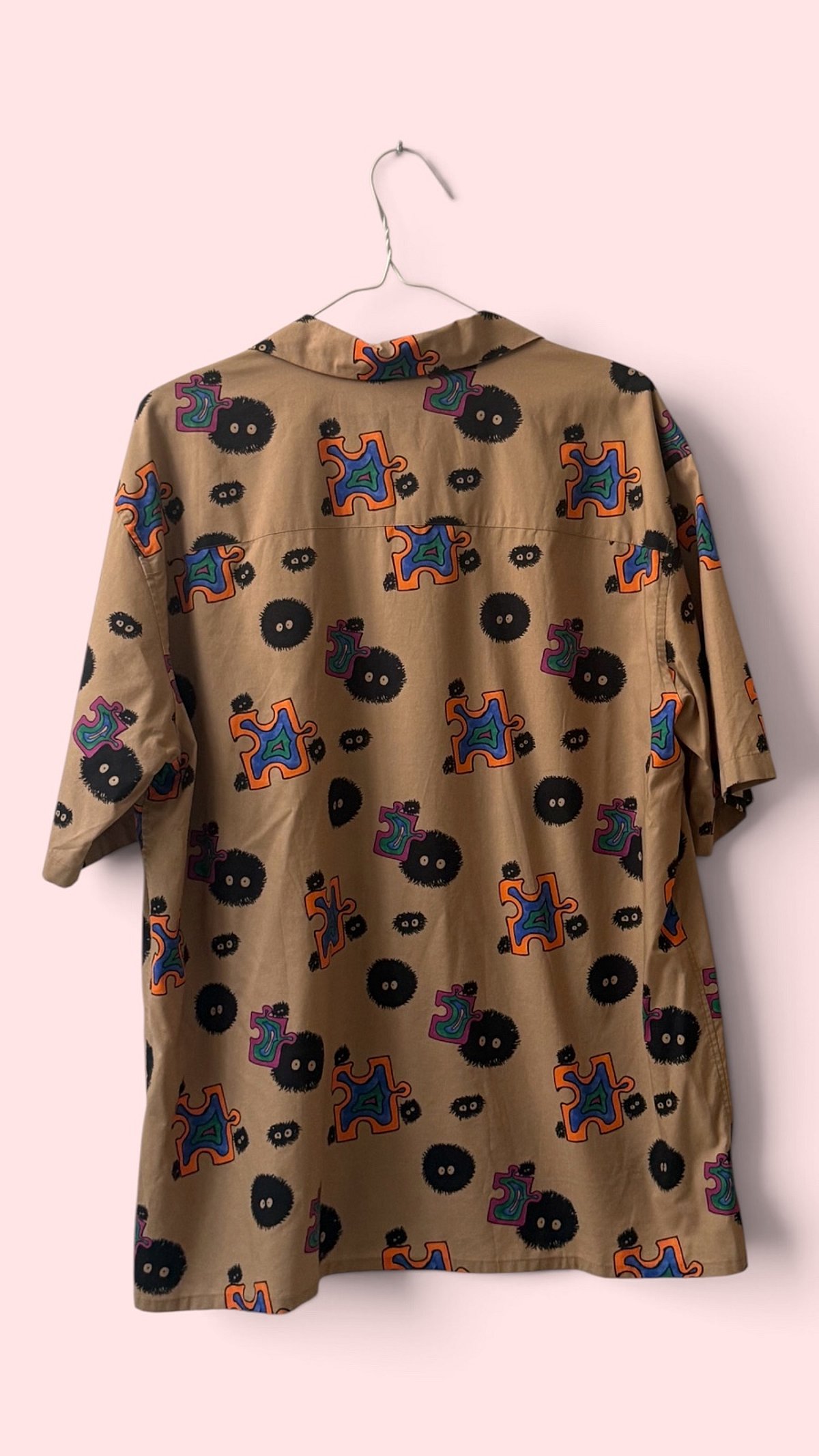 Qmis Uniqlo b'Disinn ta' Studio Ghibli - photo 2